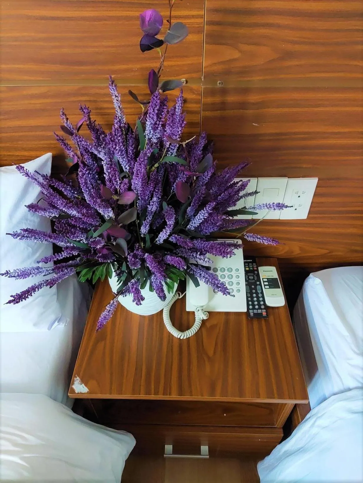 Decorative detail in New Hampton Suits-Tam Xuan Centre Hotel