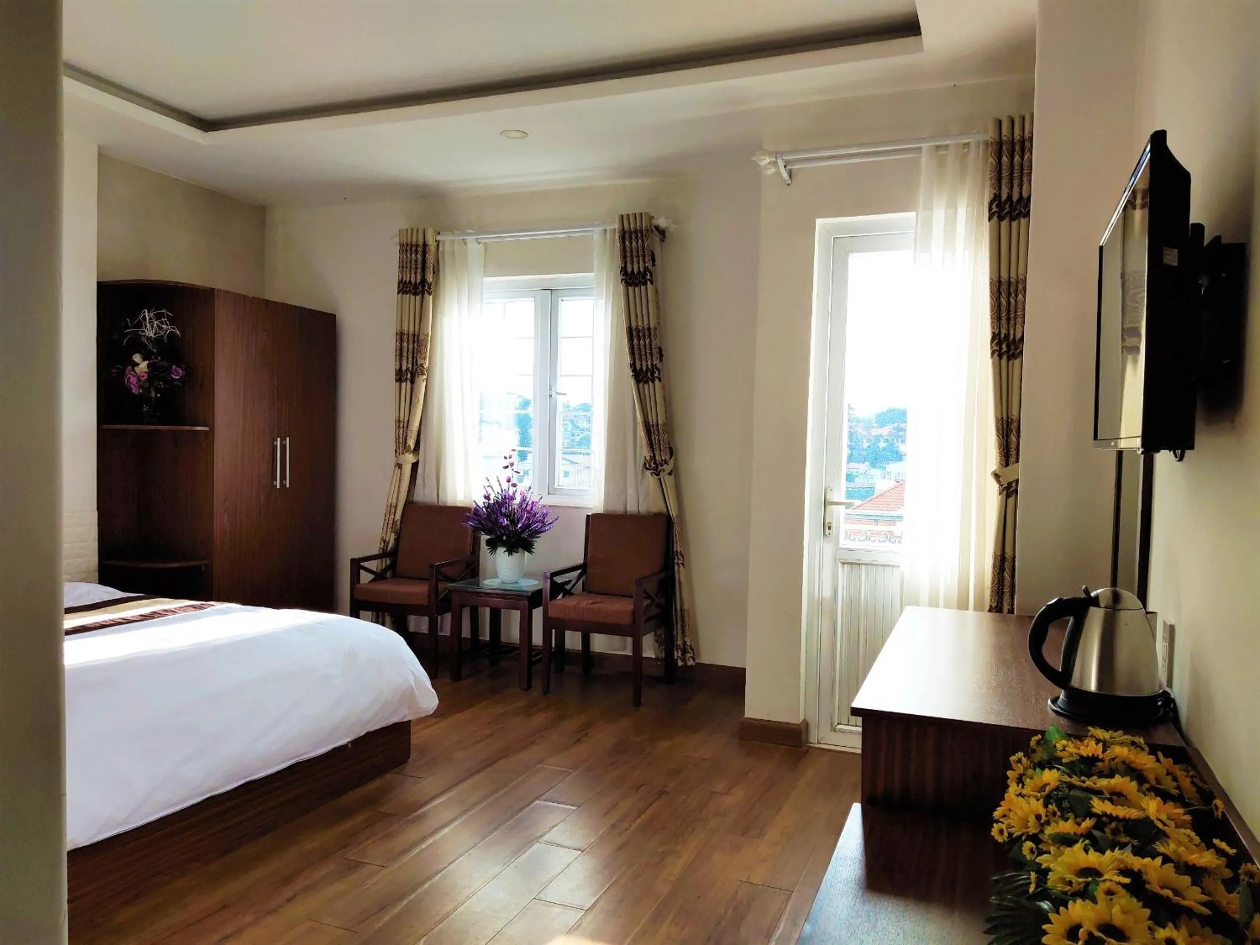 View (from property/room), Bed in New Hampton Suits-Tam Xuan Centre Hotel