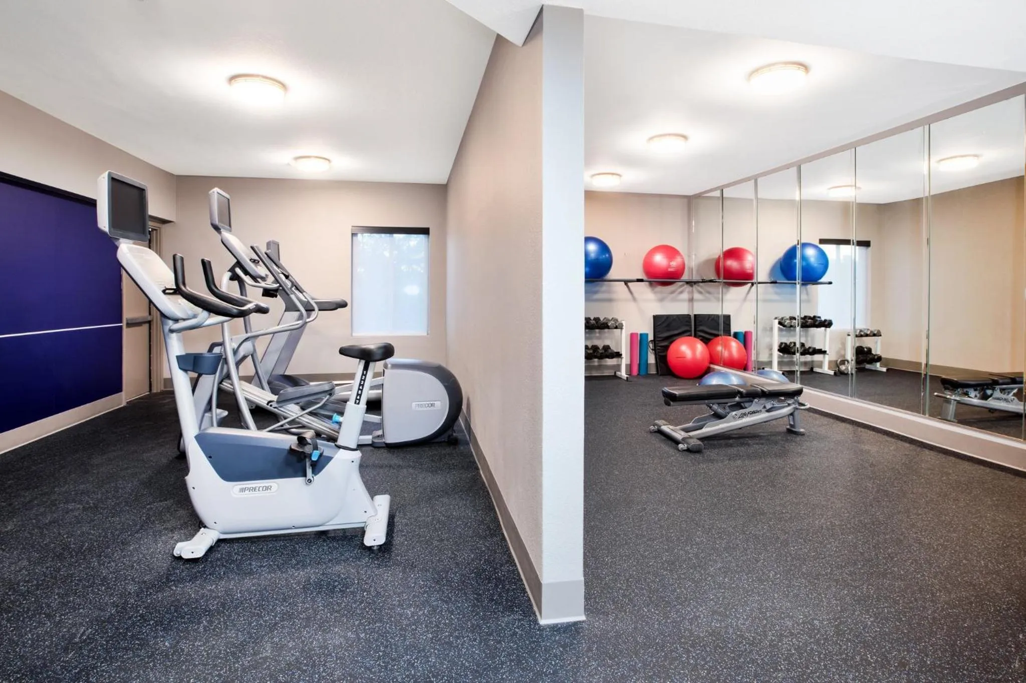 Fitness centre/facilities in Holiday Inn Express Silver City by IHG