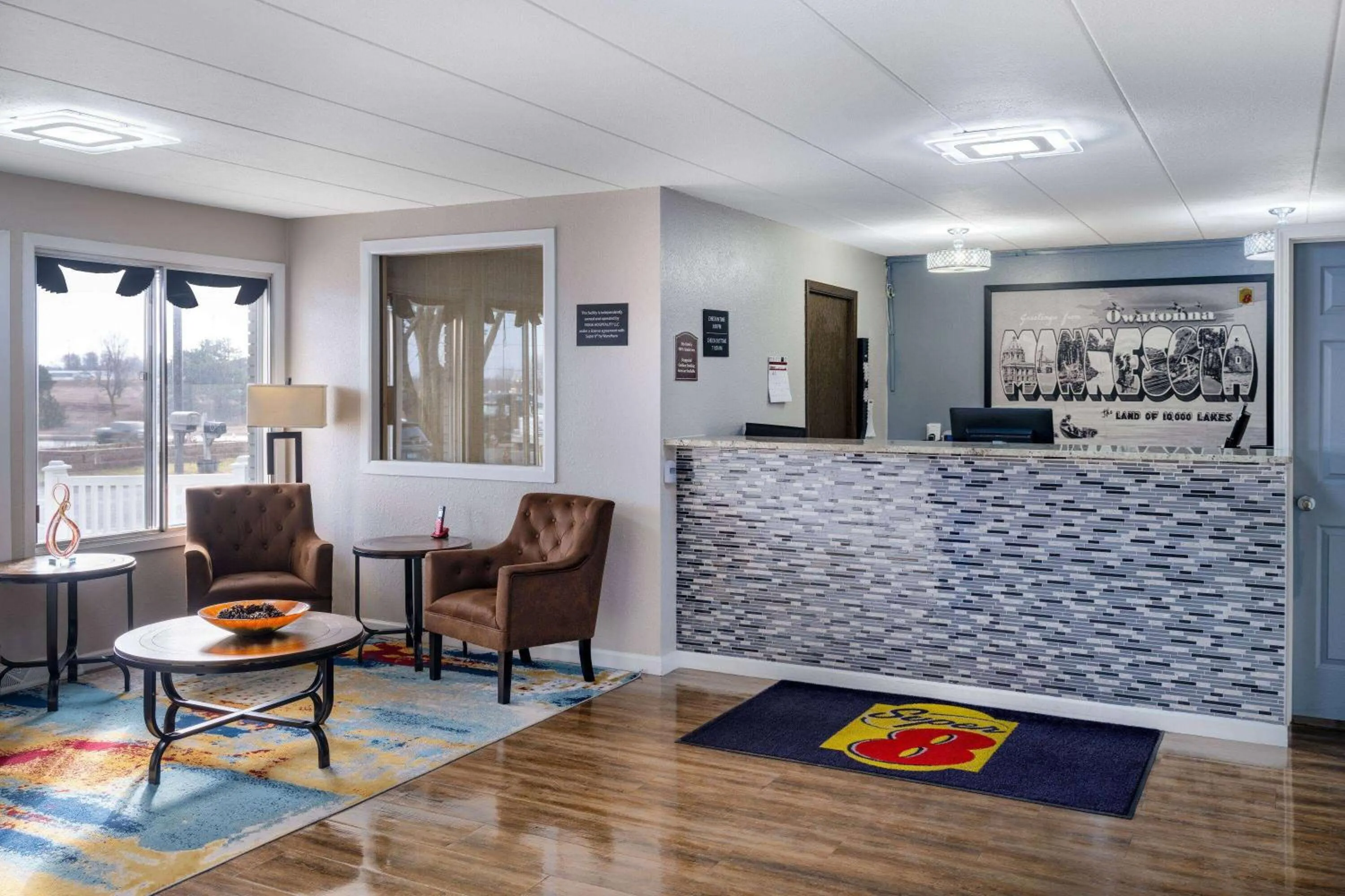 Lobby or reception in Super 8 by Wyndham Owatonna
