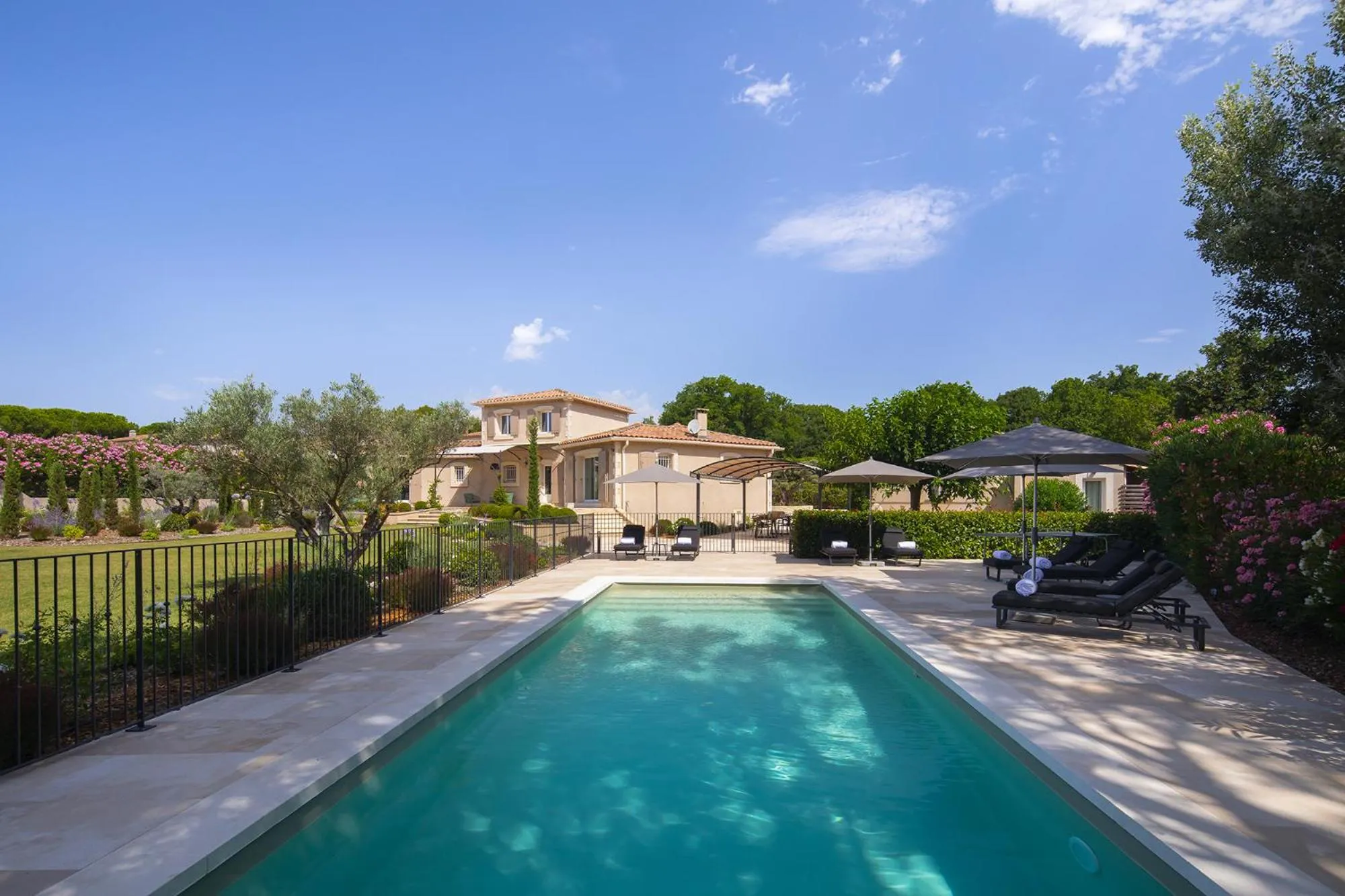 Swimming pool in Le Vallon de Valrugues Hotel Spa & Villas