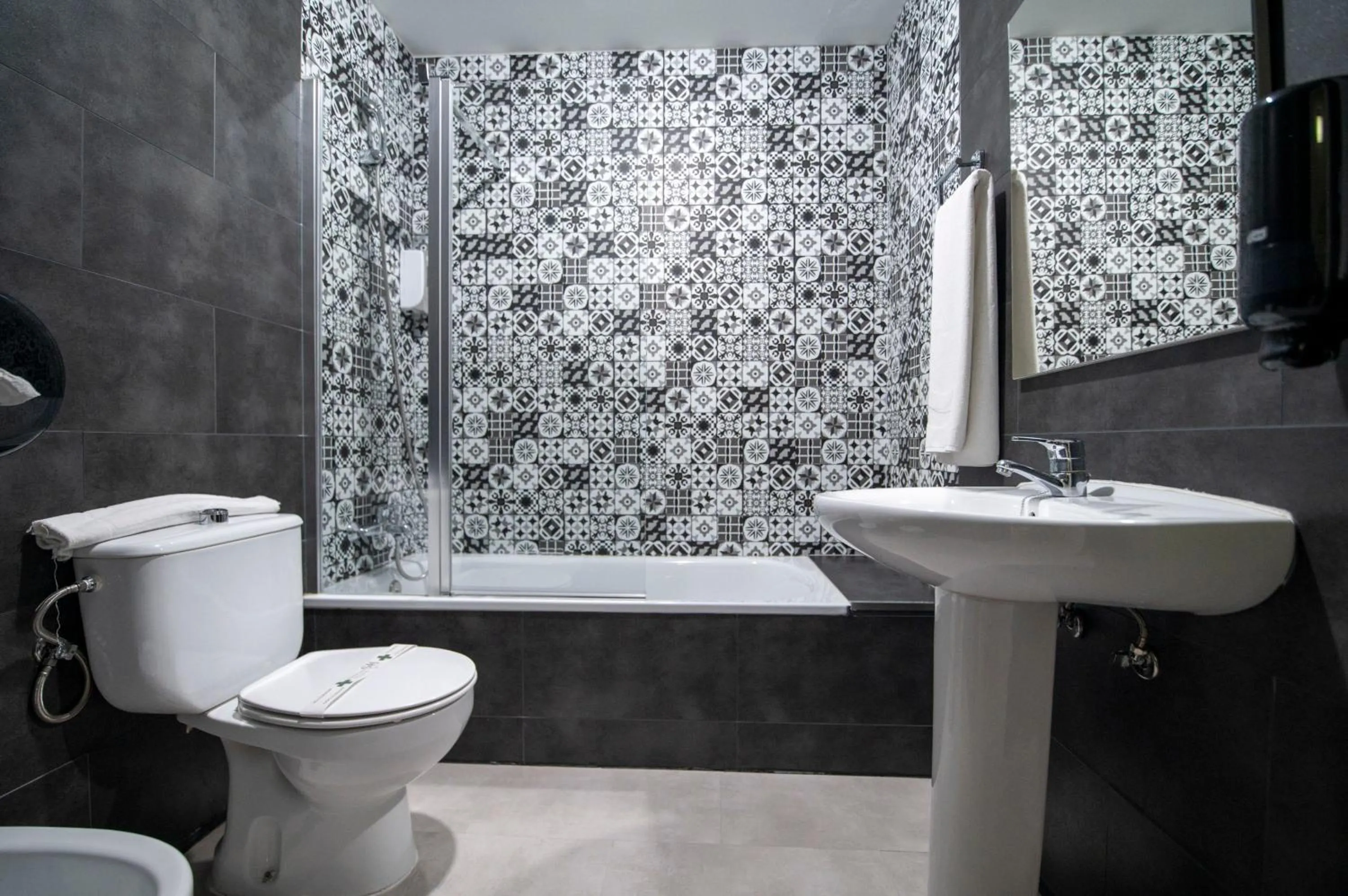 Bathroom in Hotel Manzanito