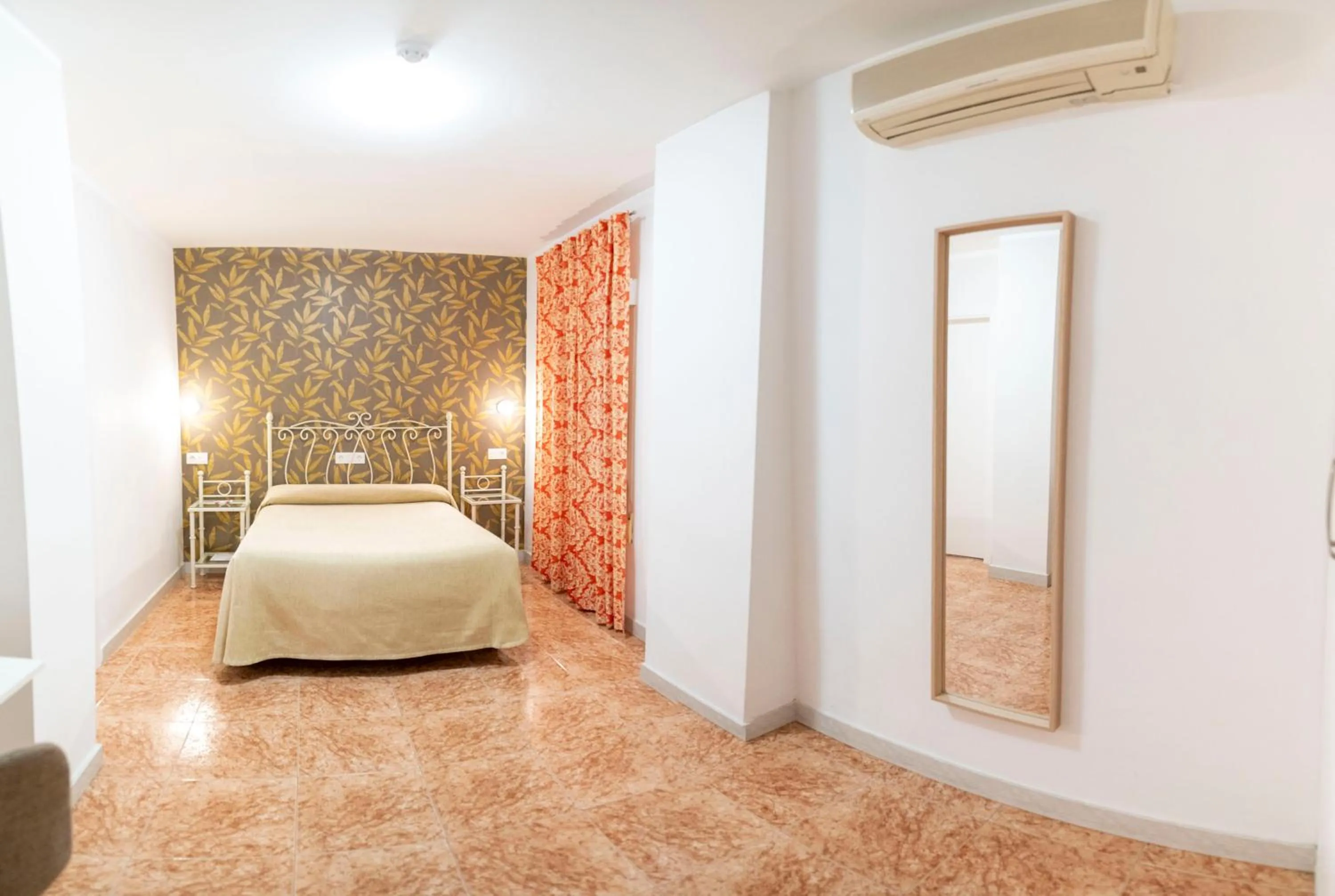 Decorative detail, Bed in Hotel Manzanito