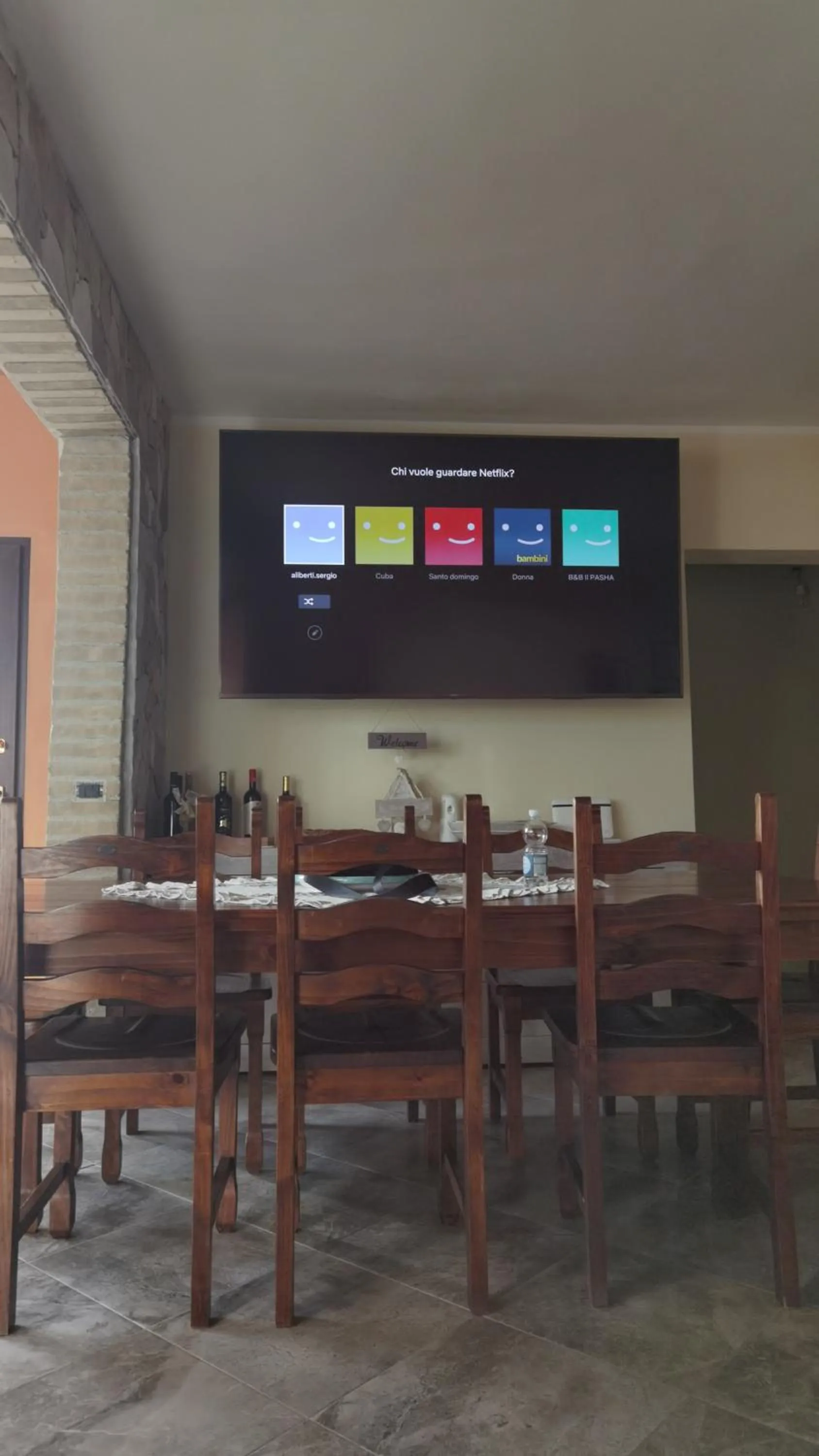 Communal lounge/ TV room in B&B Il Pasha'