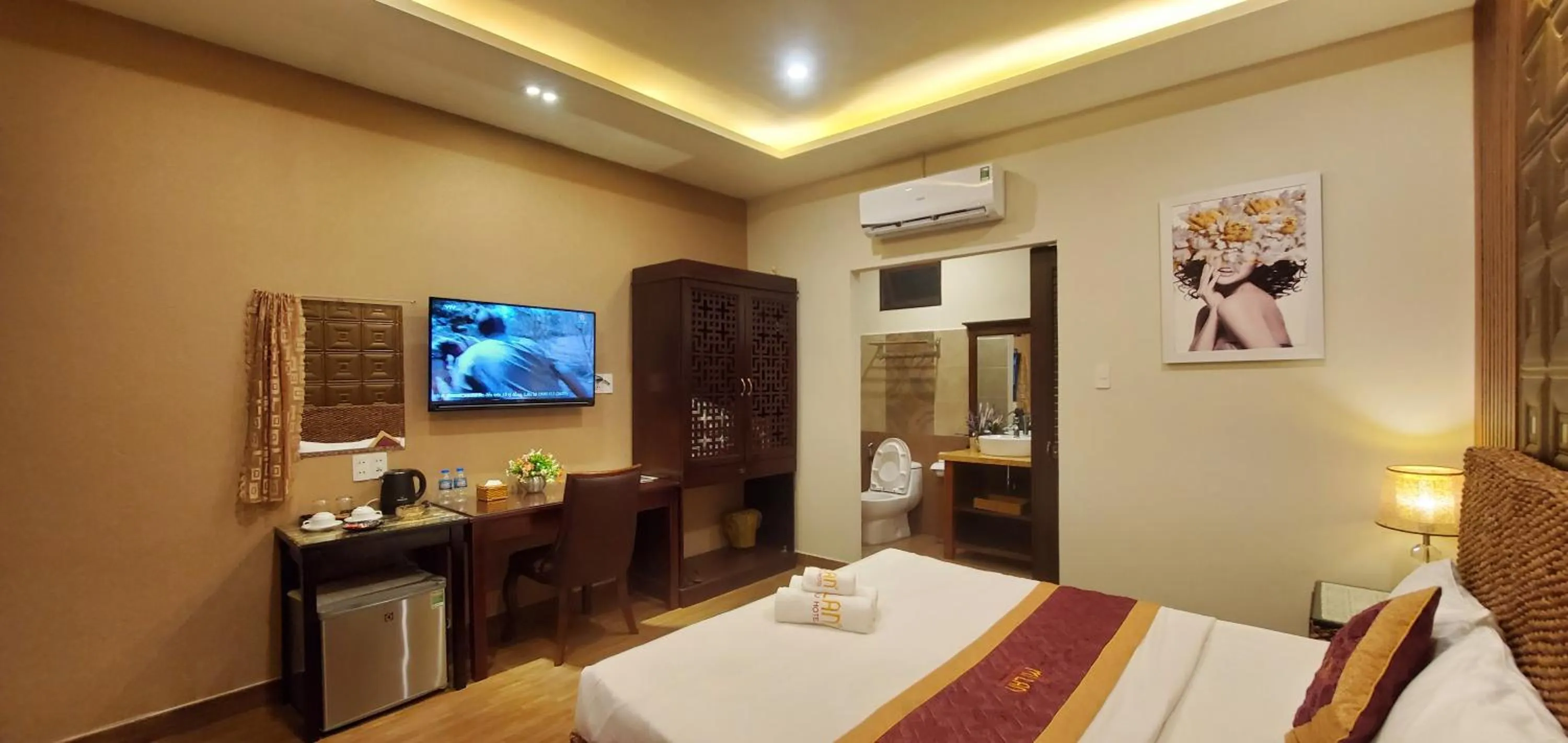 Photo of the whole room, Bed in Mi Lan Boutique Resort