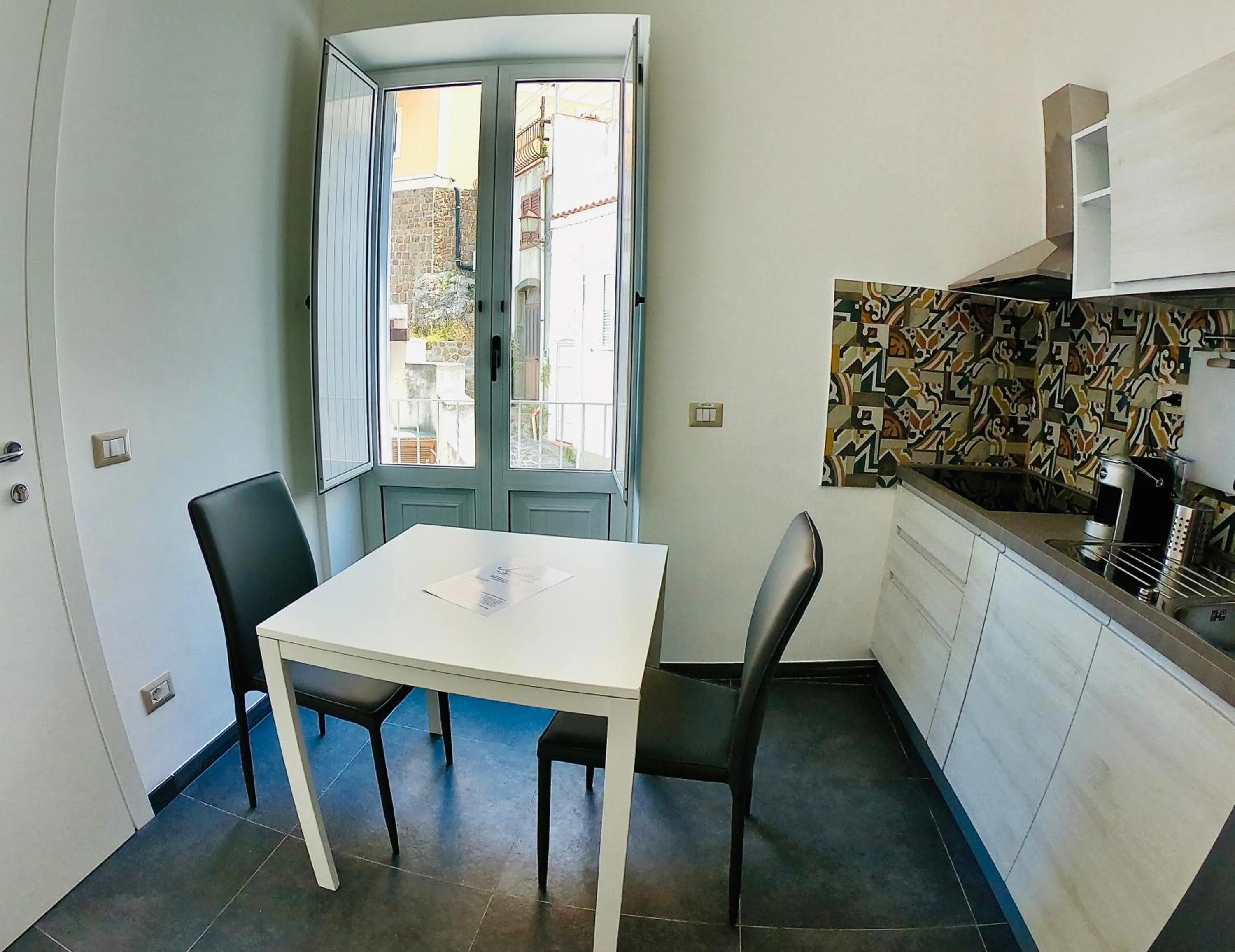 Kitchen or kitchenette in "Sweet Life" Casa Vacanze