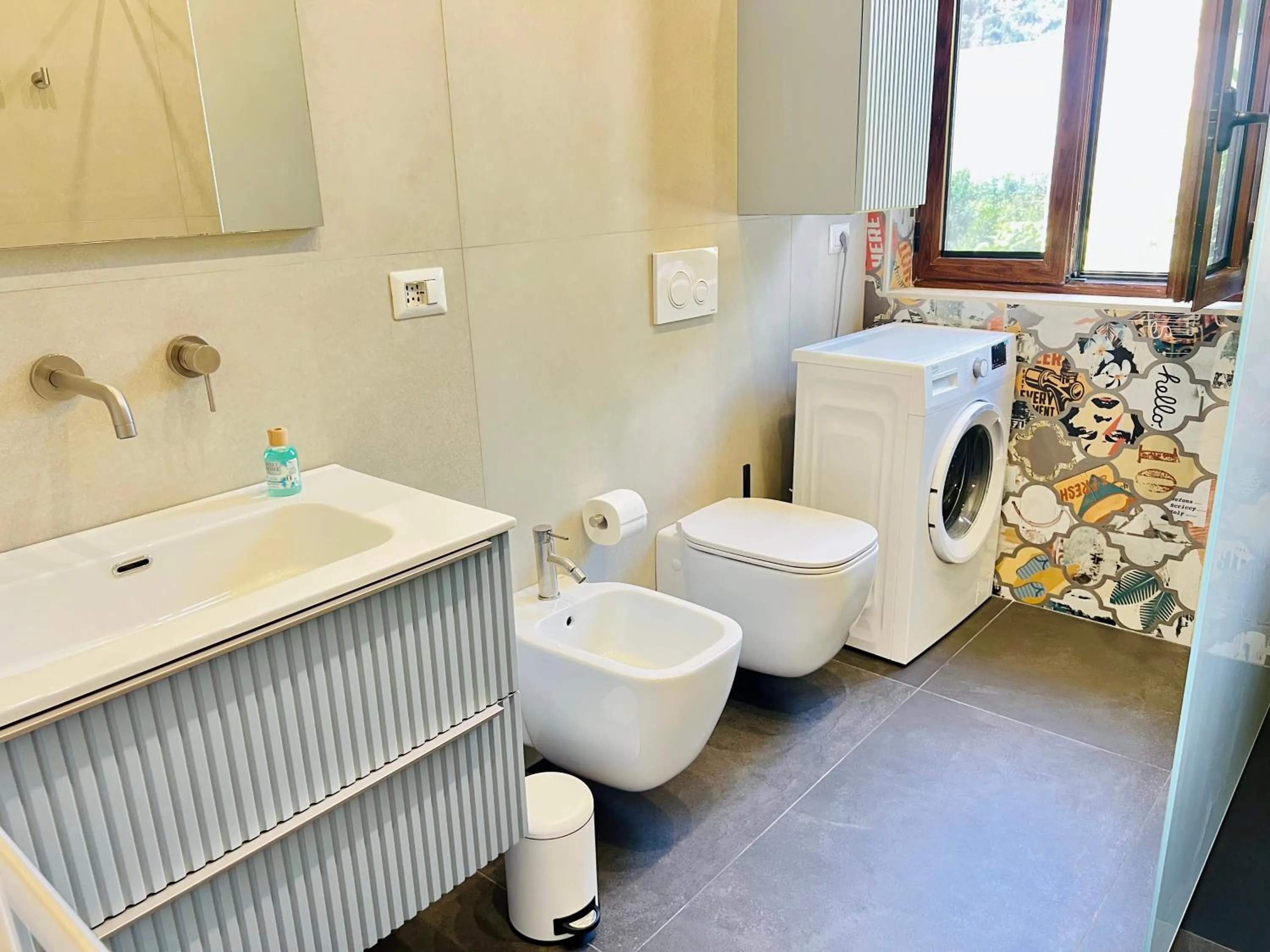 Toilet in "Sweet Life" Casa Vacanze