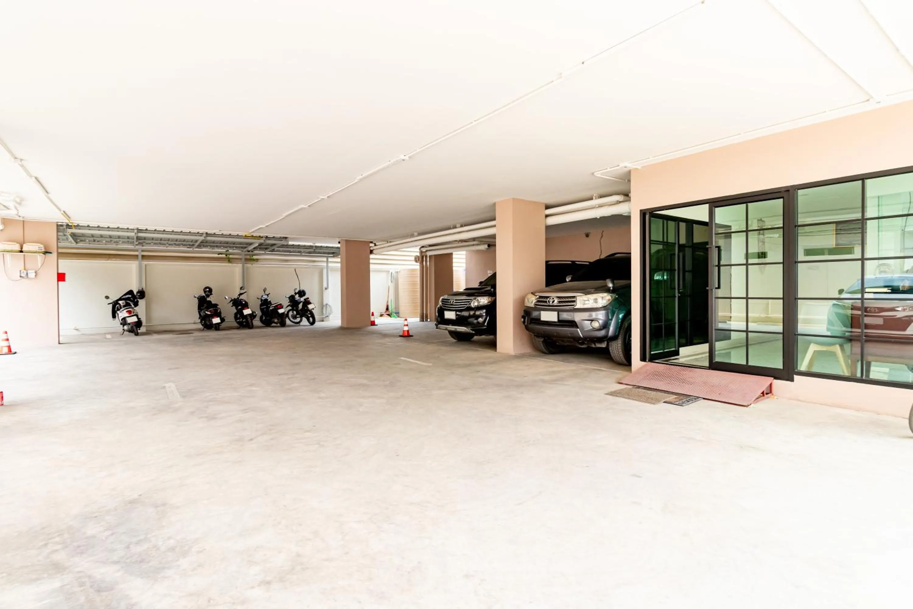 Parking in BeWish Residence Bangphlat