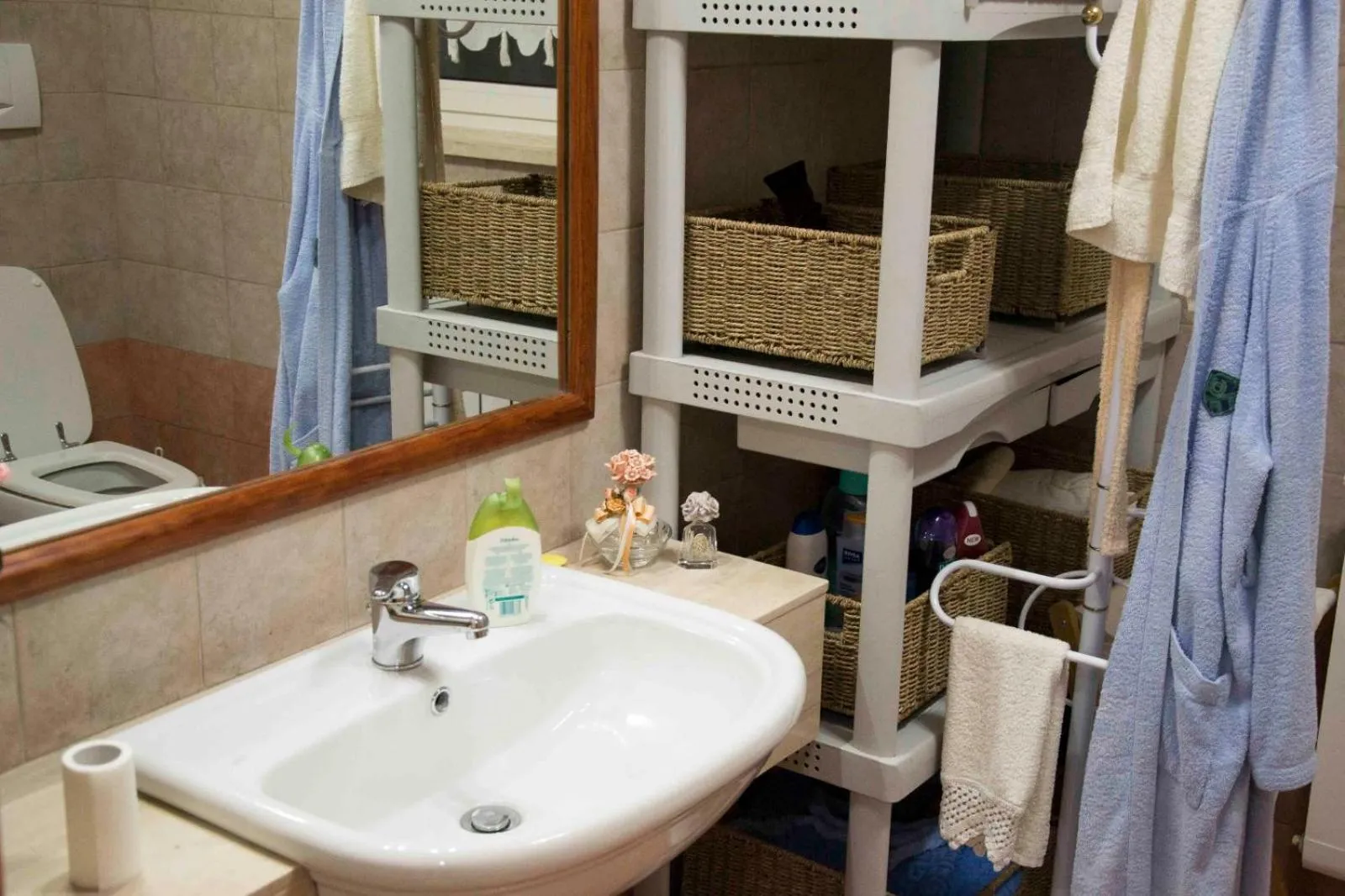 Bathroom in Emyhouse54