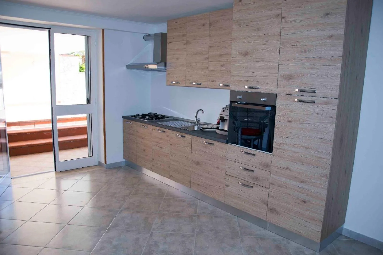 Kitchen or kitchenette in Emyhouse54