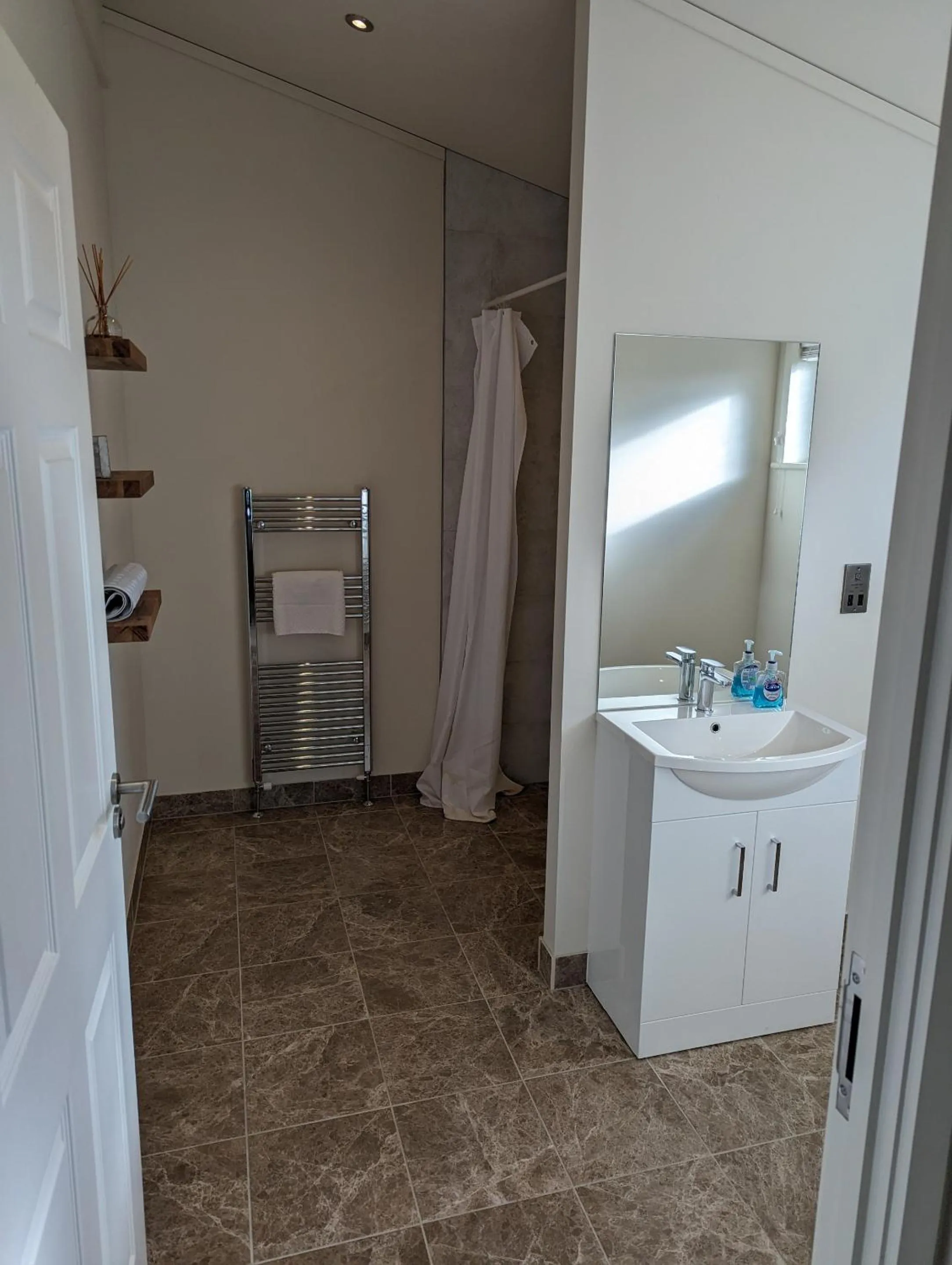 Bathroom in Great Trethew Hotel - Self Catering Lodges - Bar & Restaurant