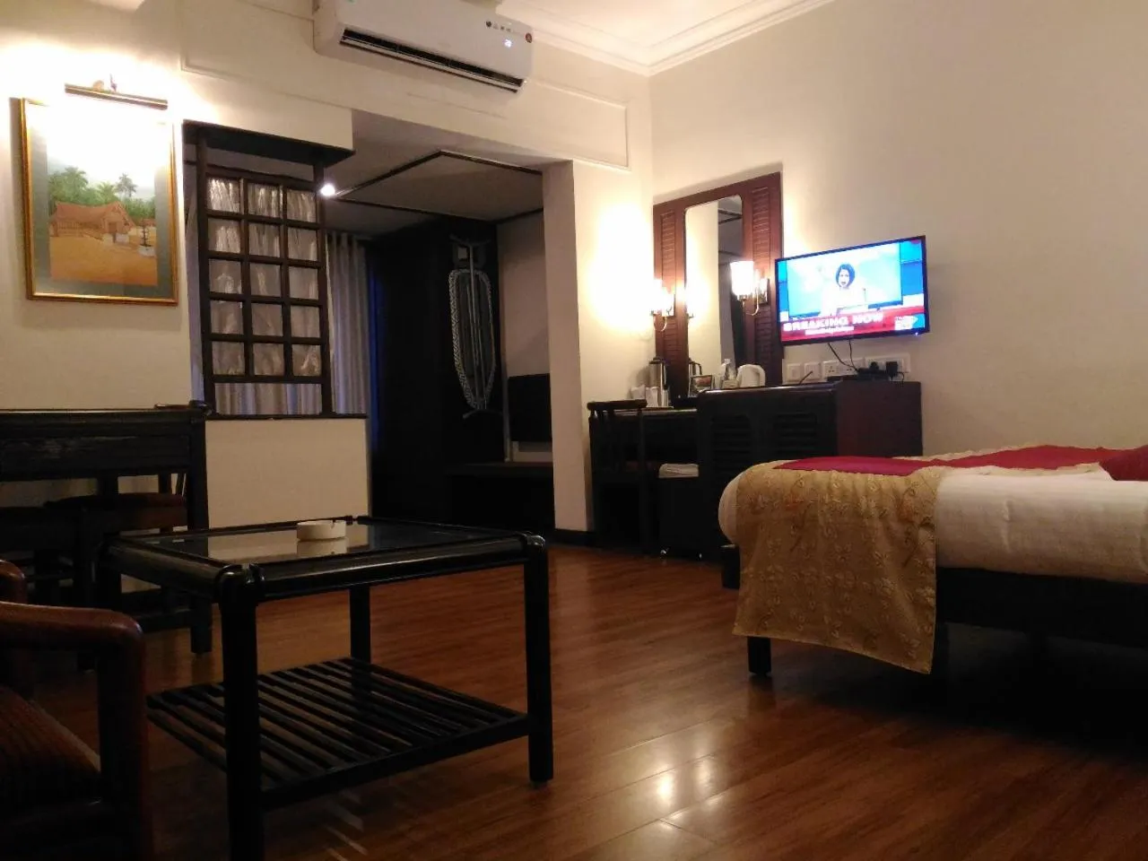 Living room, Bed in Yuvarani Residency