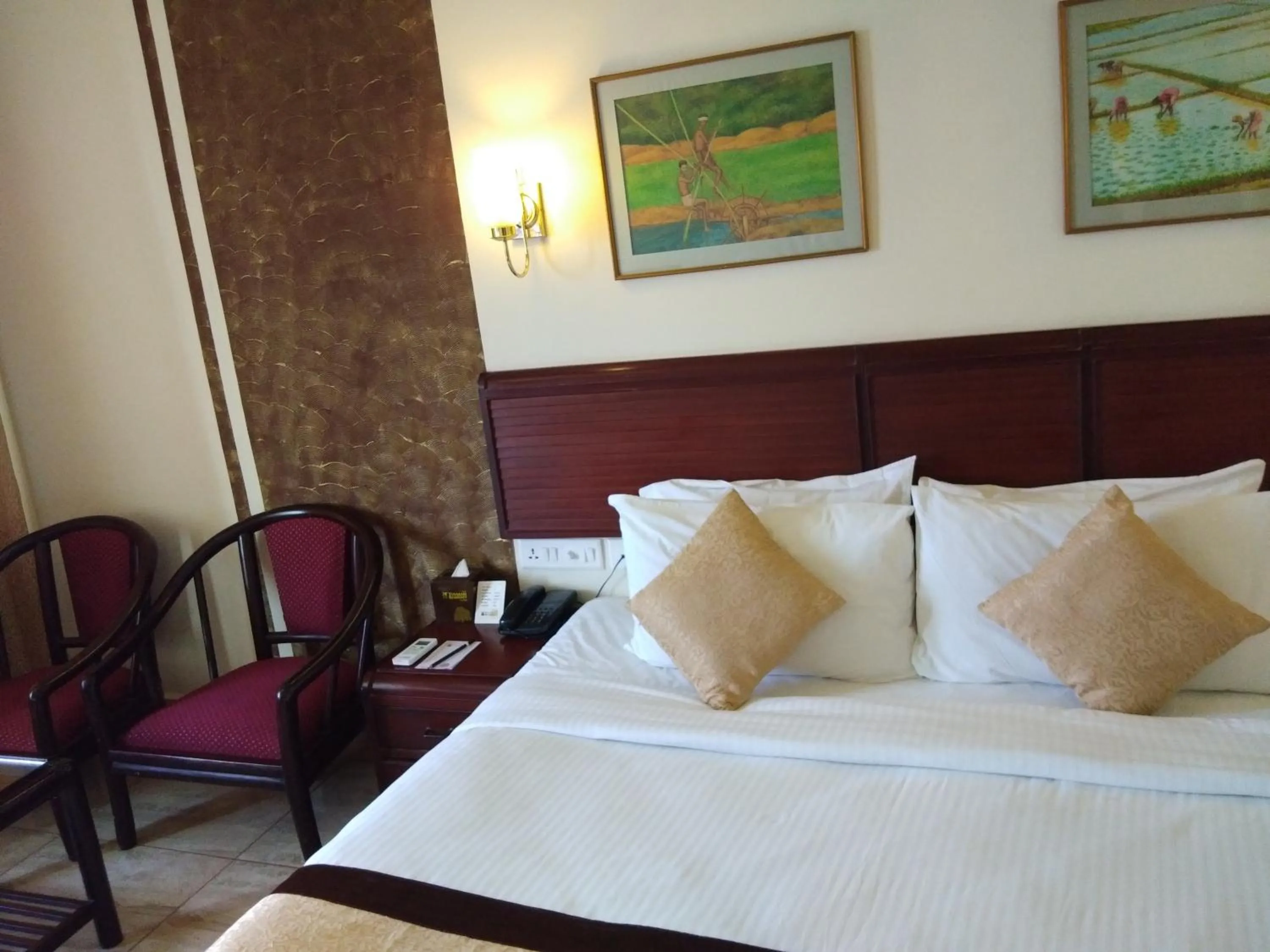 Bedroom, Bed in Yuvarani Residency