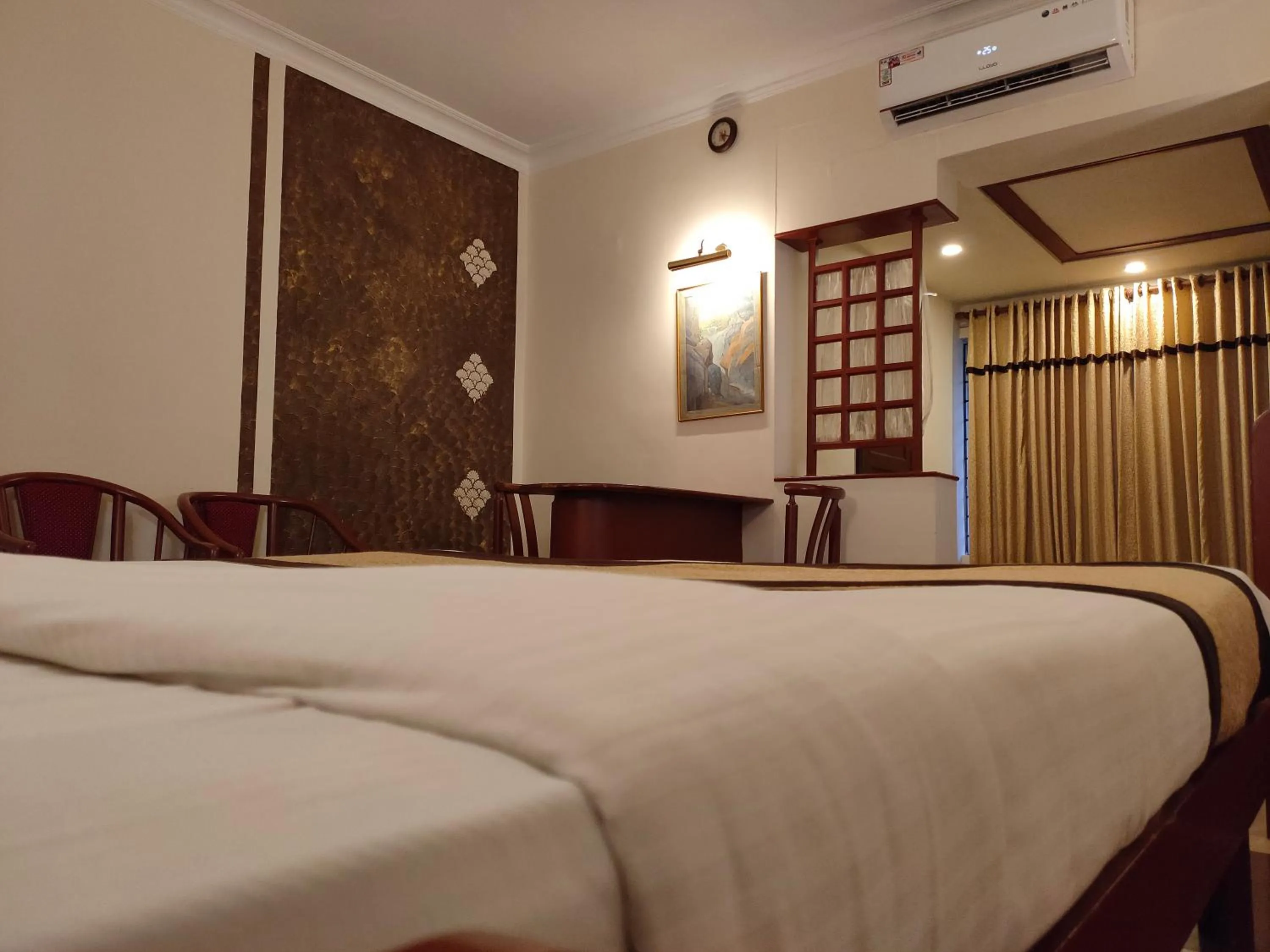 Bed in Yuvarani Residency