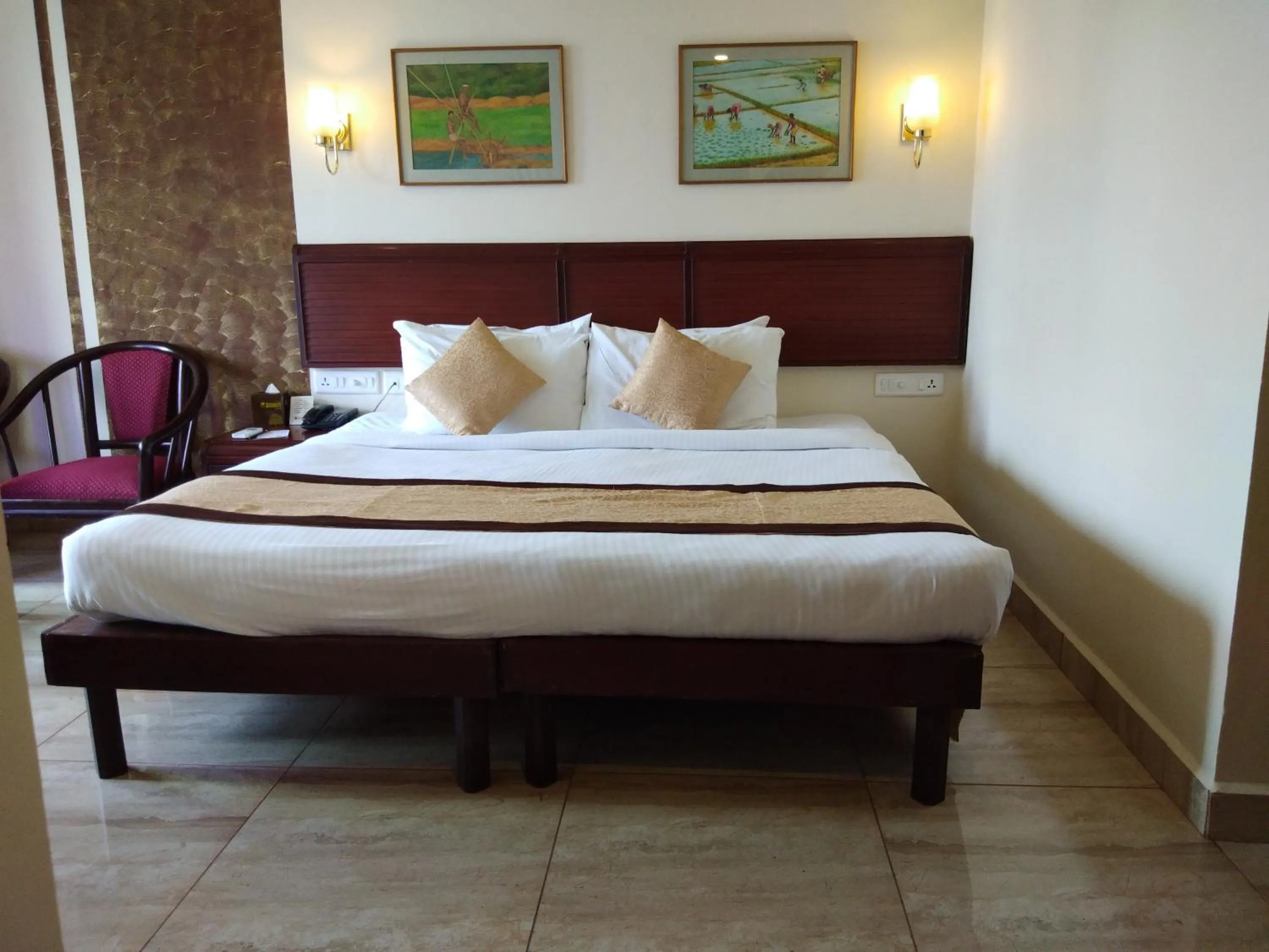 Bedroom, Bed in Yuvarani Residency