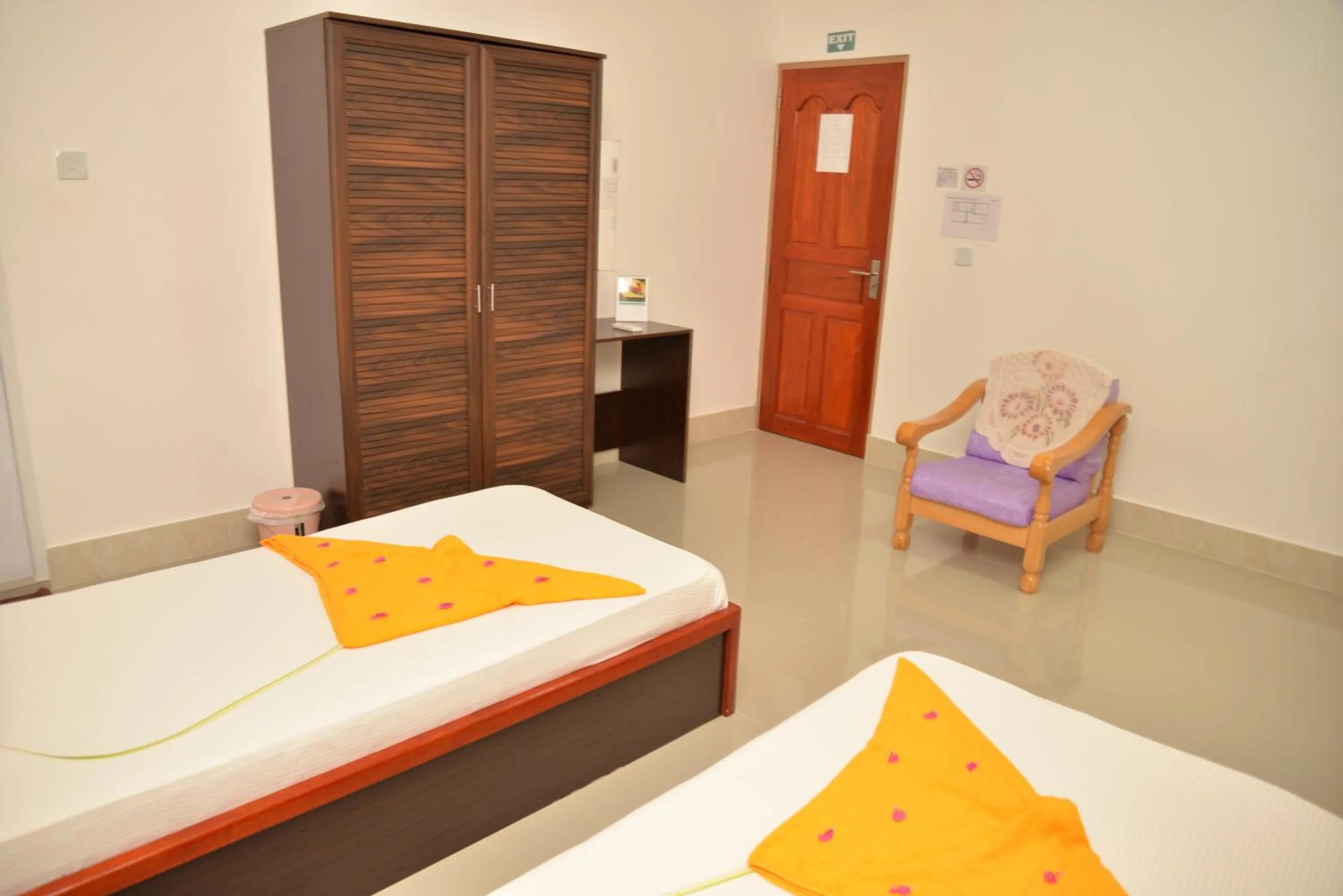 Bed in Moodhumaa Inn