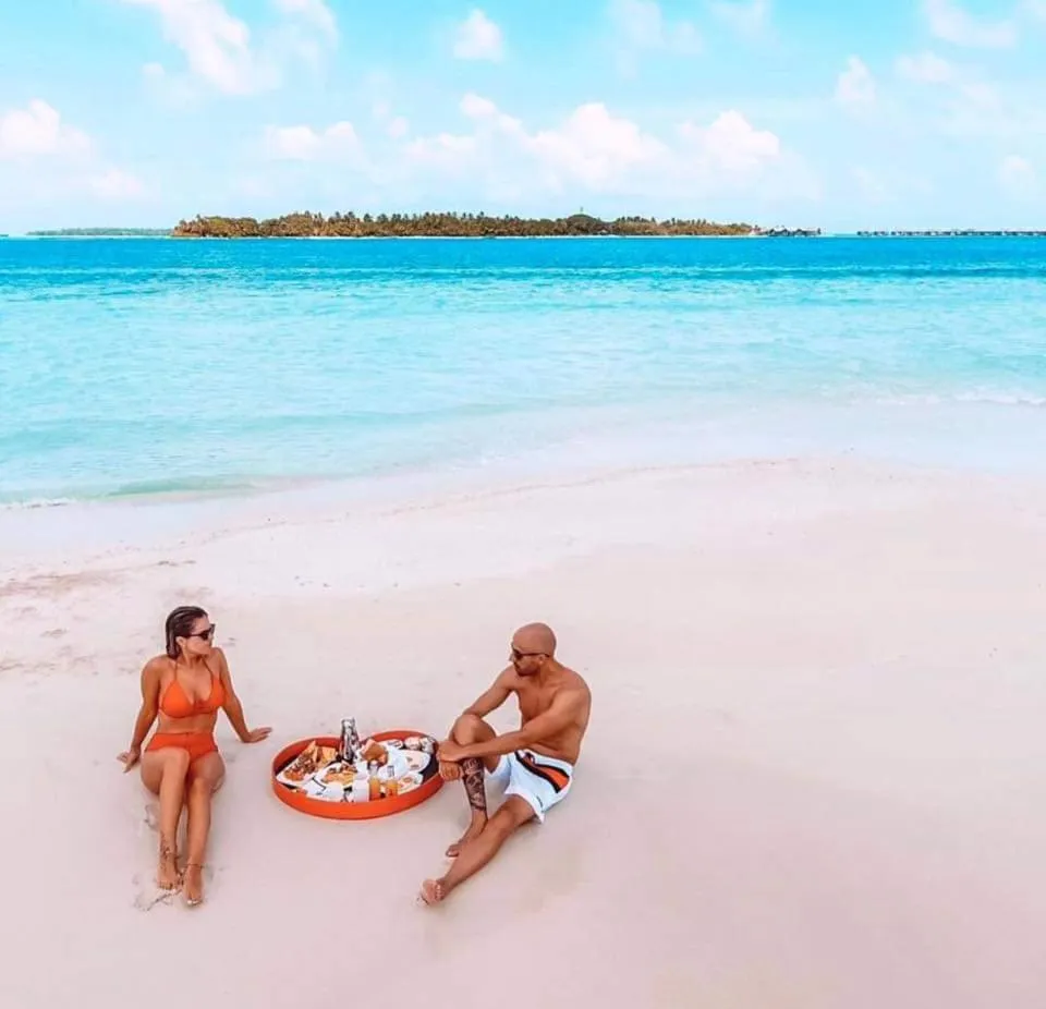 People in Moodhumaa Inn