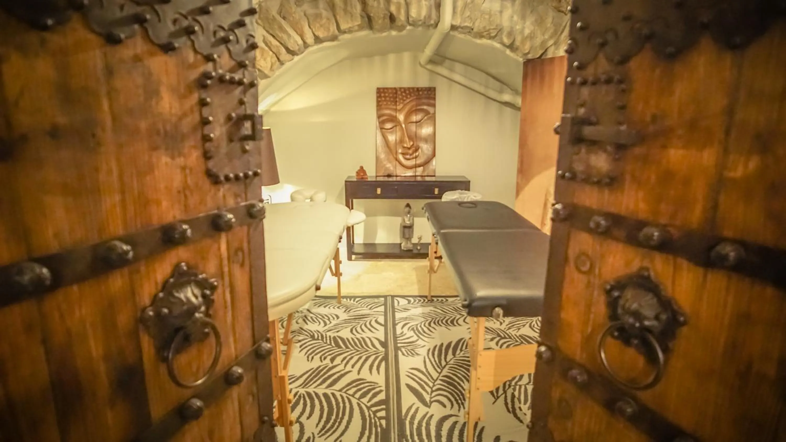 Spa and wellness centre/facilities in Le Mas Fraissinet