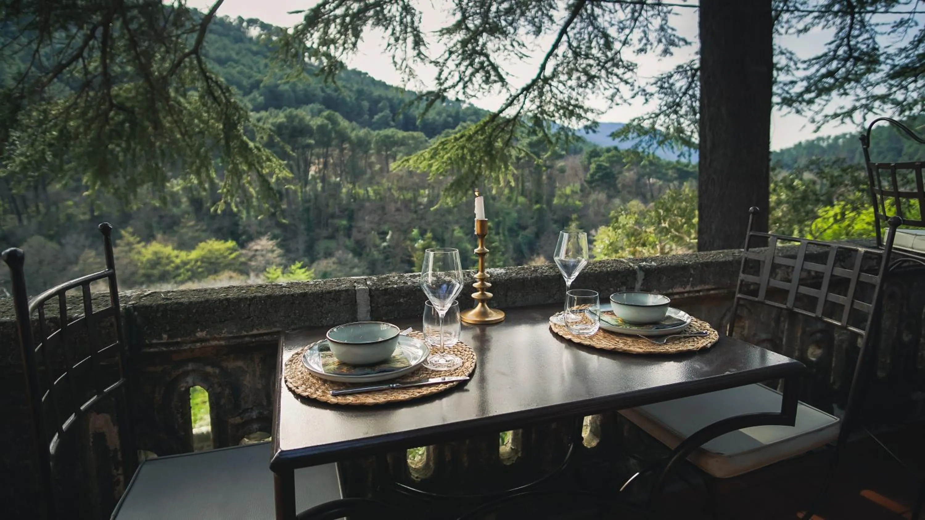 Restaurant/places to eat in Le Mas Fraissinet