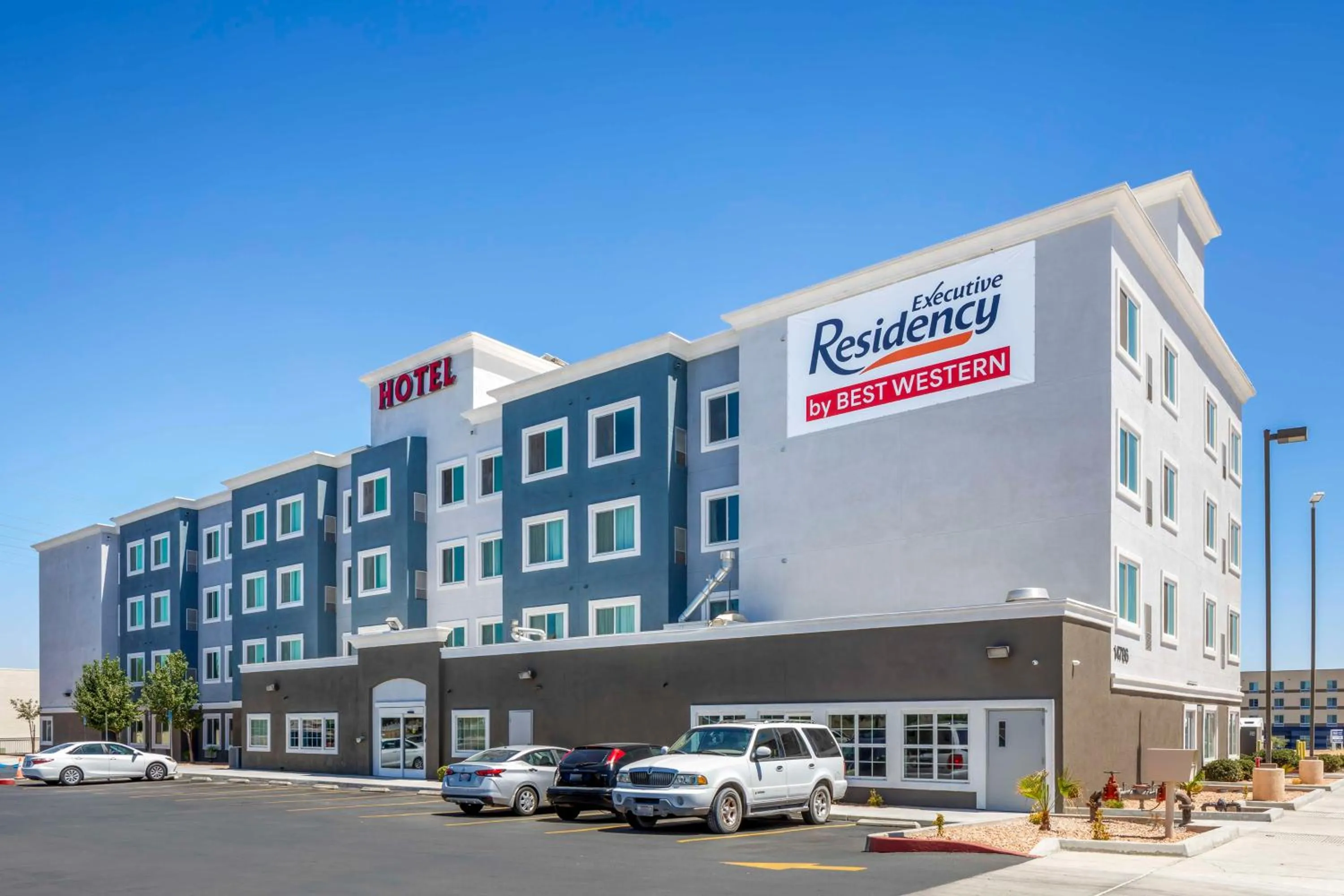 Property building in Executive Residency by Best Western Victorville