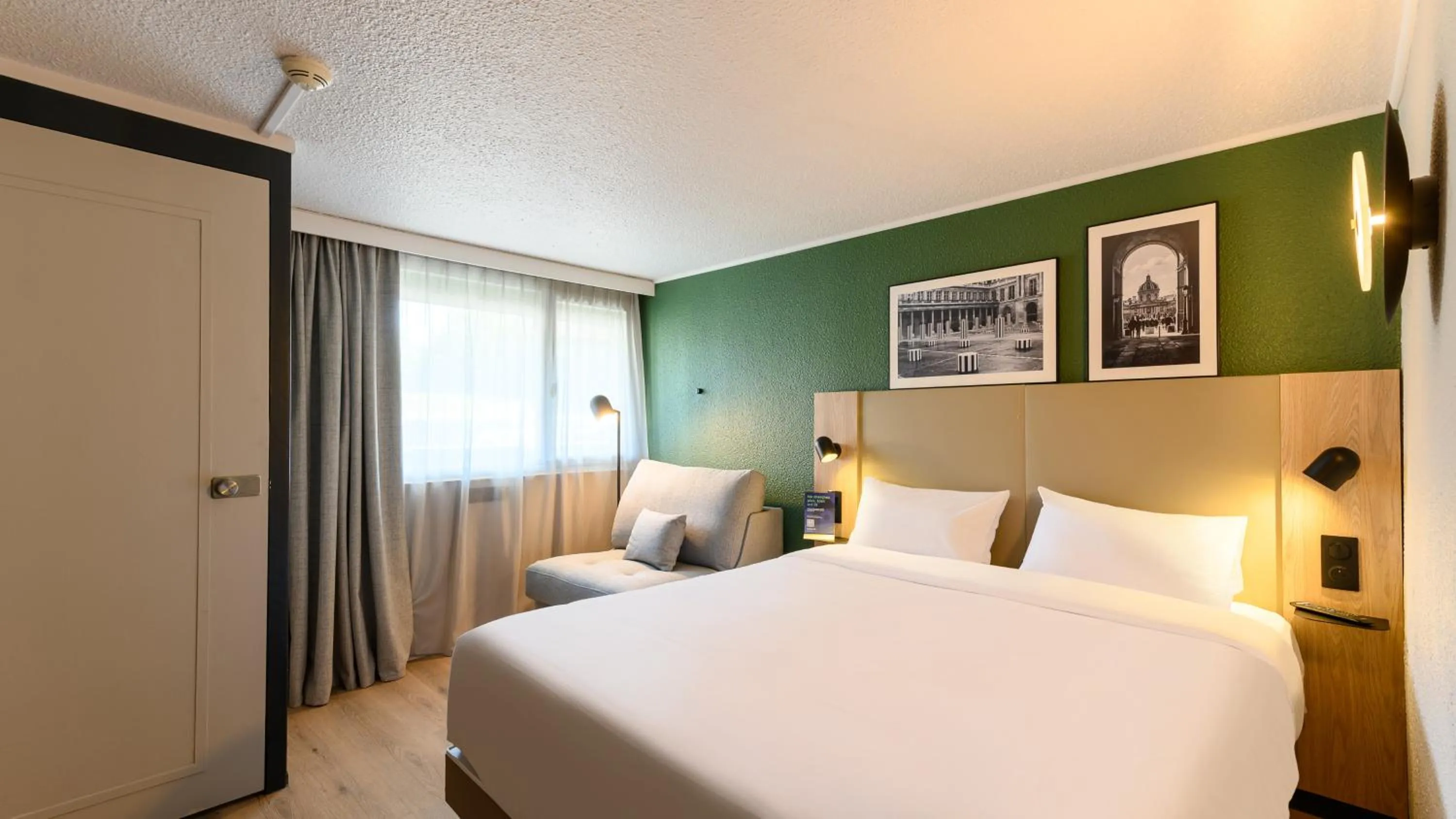 Bed in Campanile Biarritz