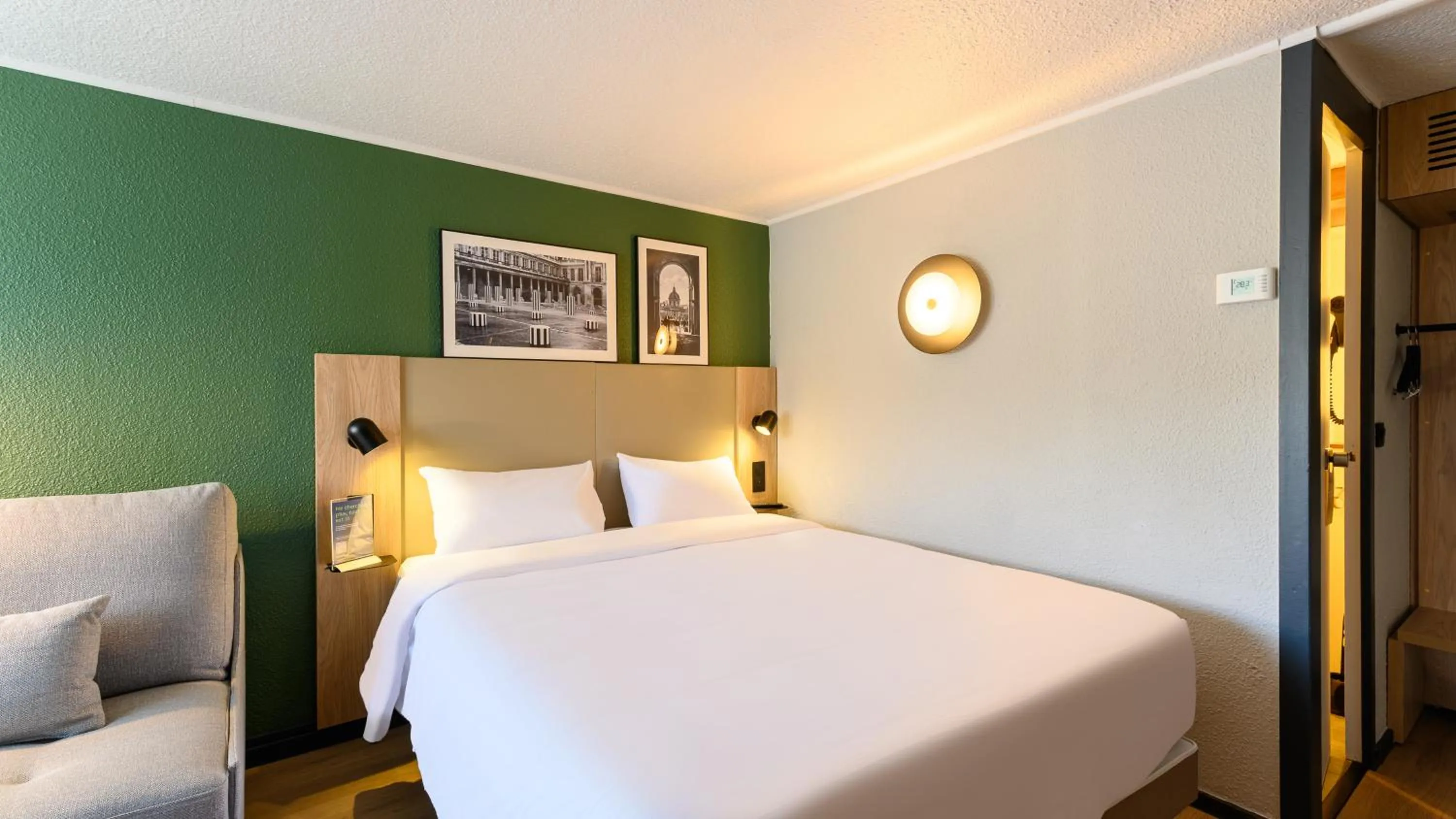 Bed in Campanile Biarritz