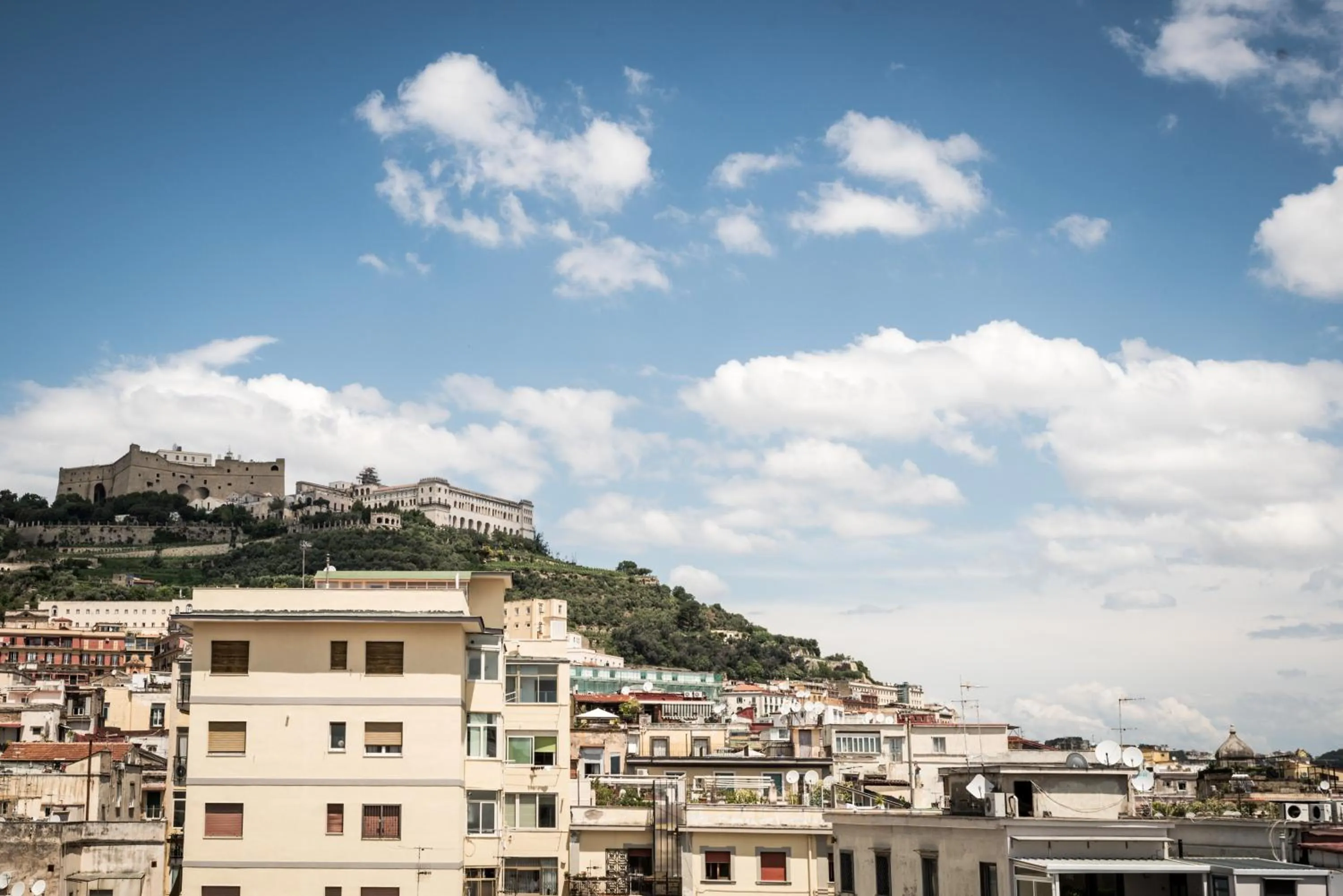 City view in Starnone Bed&Book