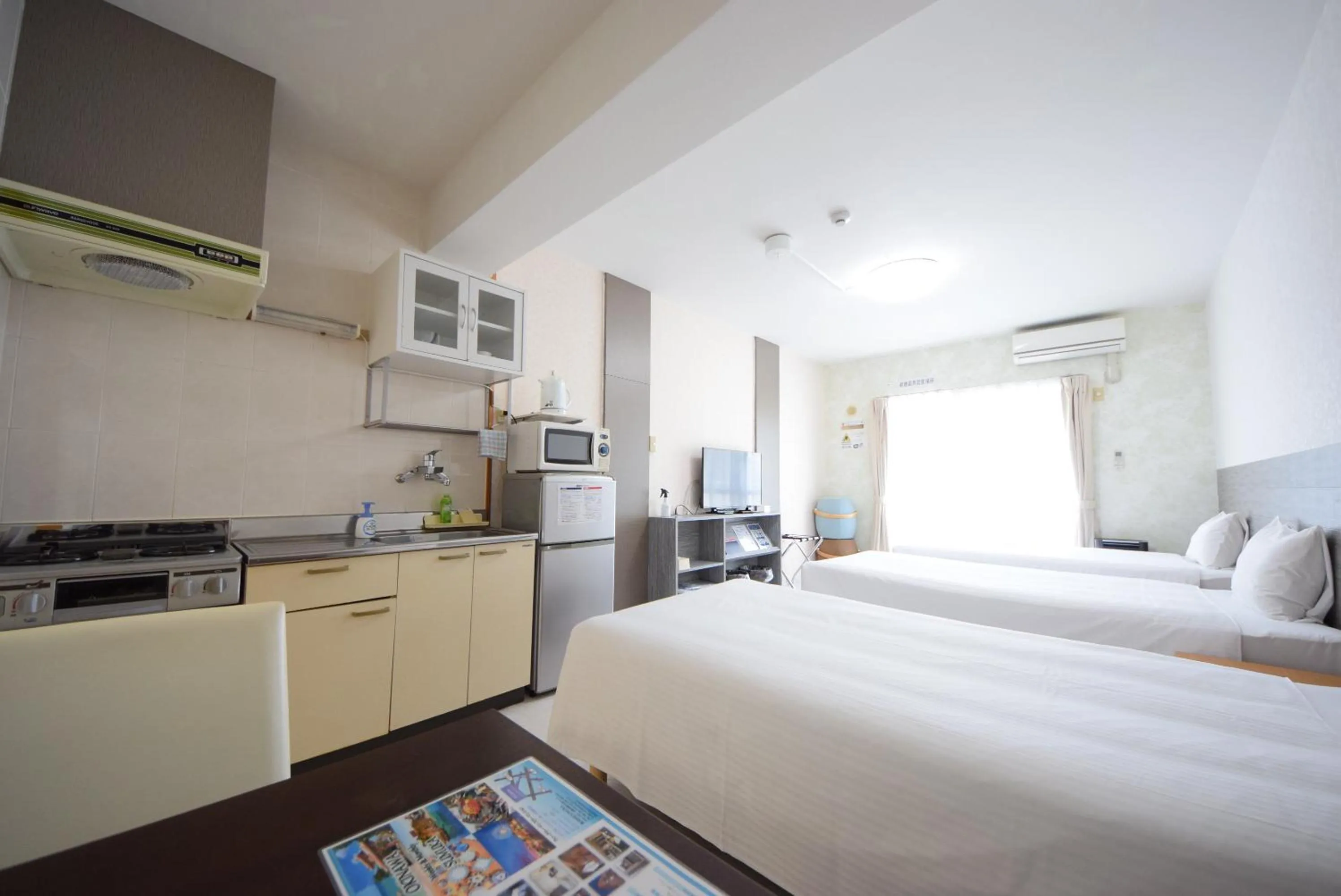 Photo of the whole room, Kitchen/Kitchenette in STAY IN SUMUKA Kokusai Street