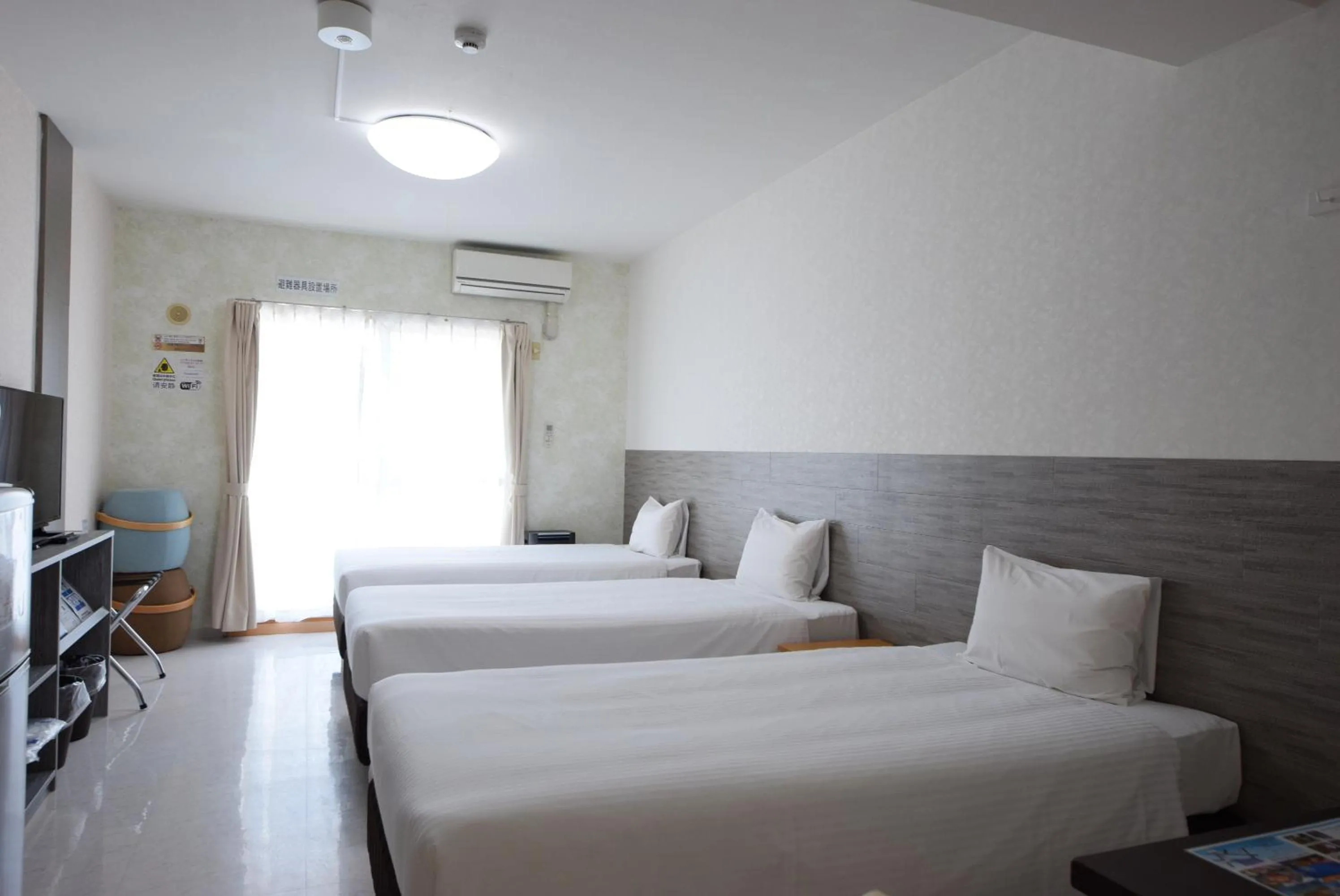 Photo of the whole room in STAY IN SUMUKA Kokusai Street