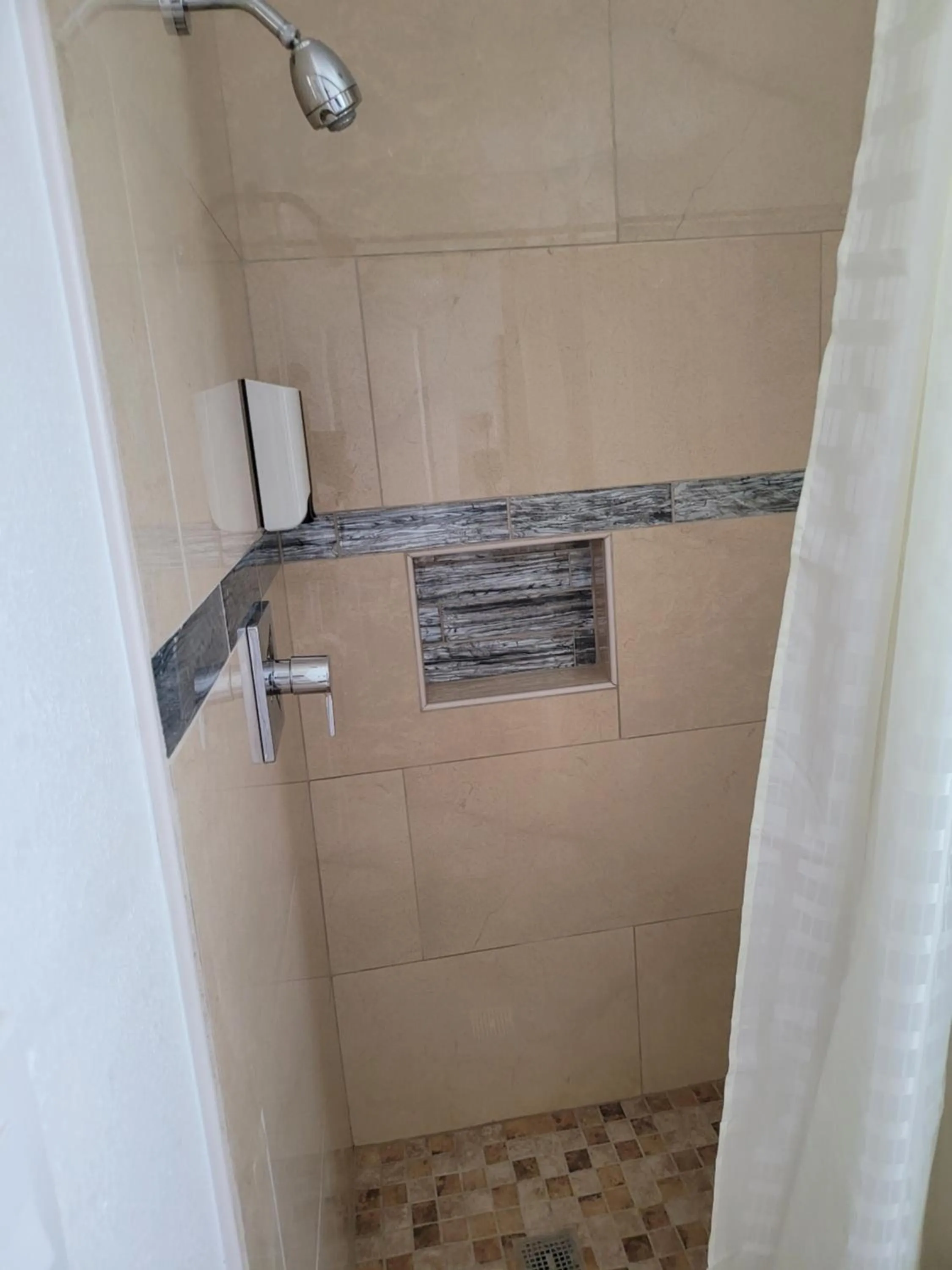 Bathroom in Las Palmas Hotel