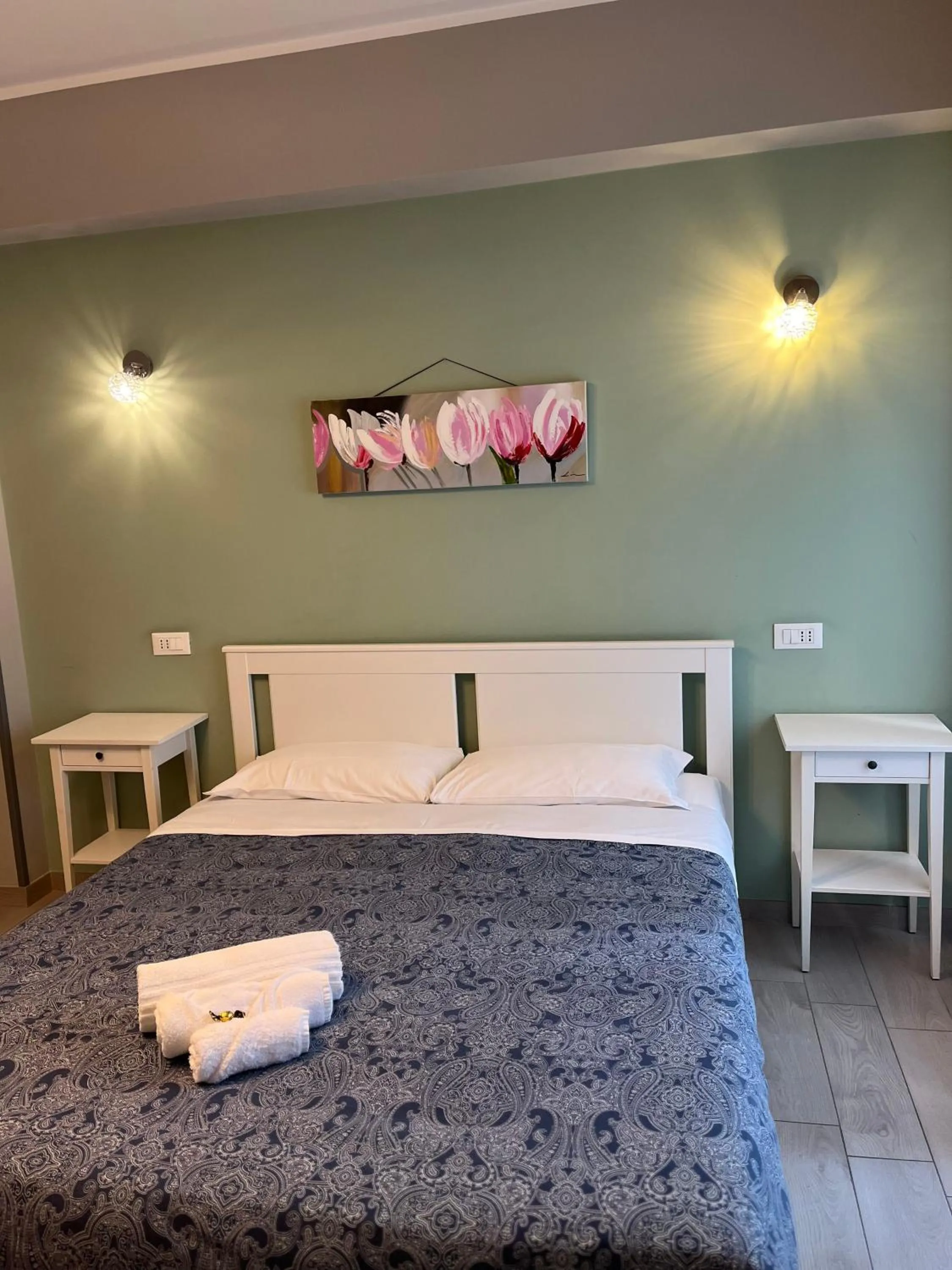 Pretty Tiburtina Room