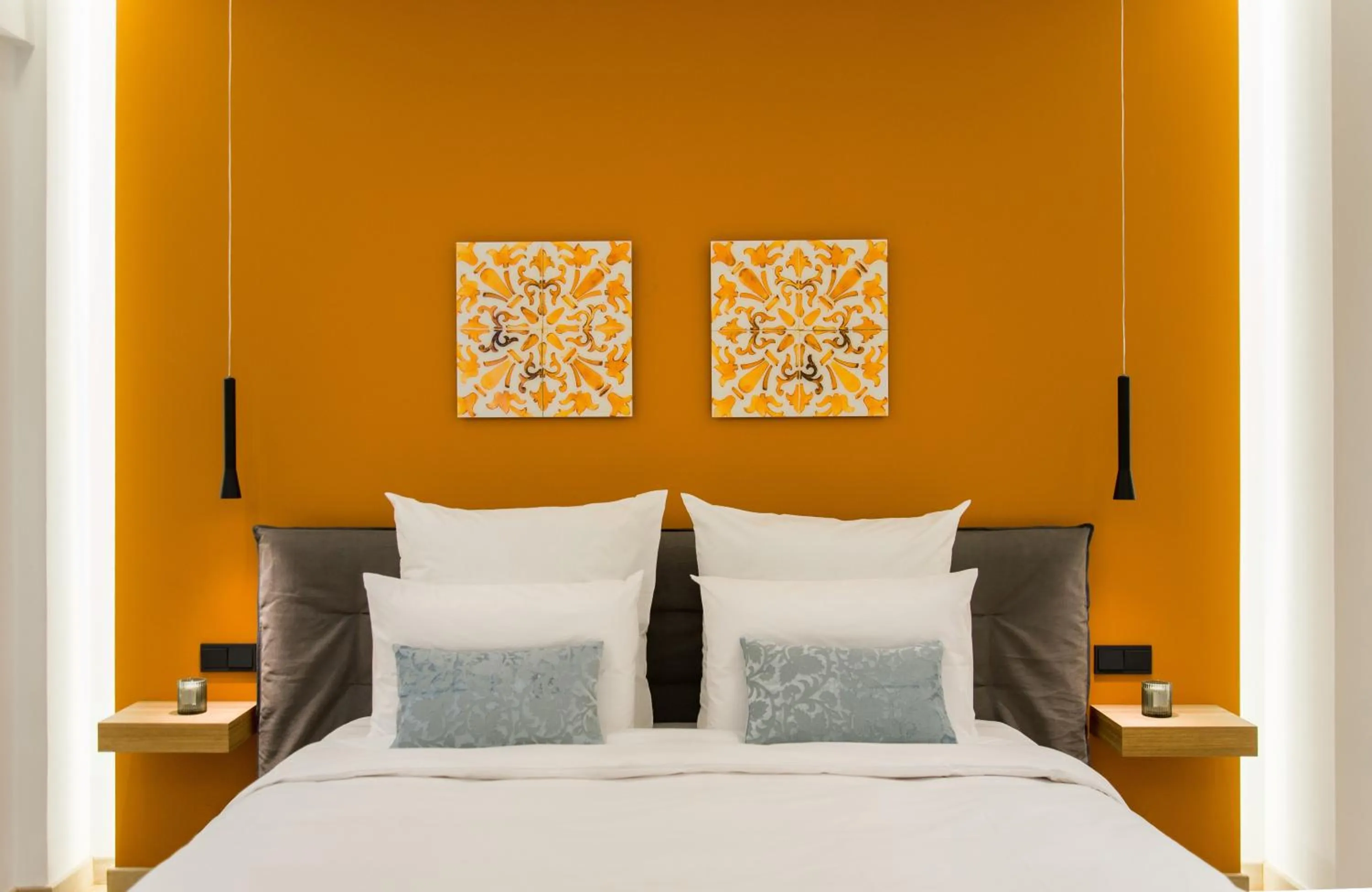 Bed in PINACOTA SUITES ATHENS