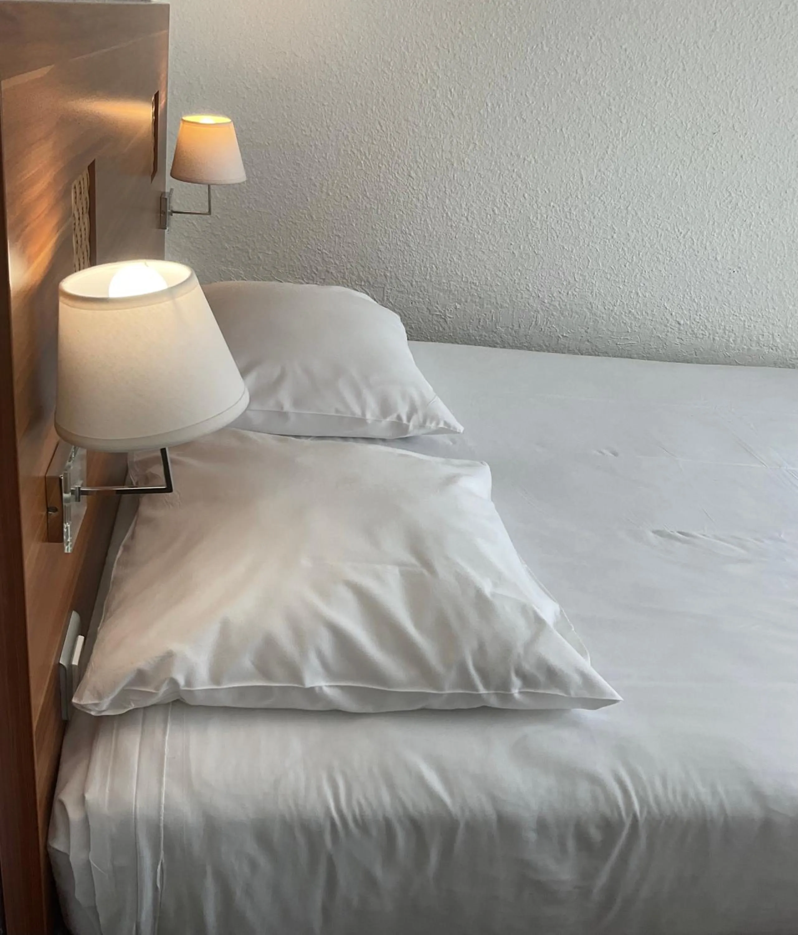 Bed in The Originals City, Hôtel Colmar Gare