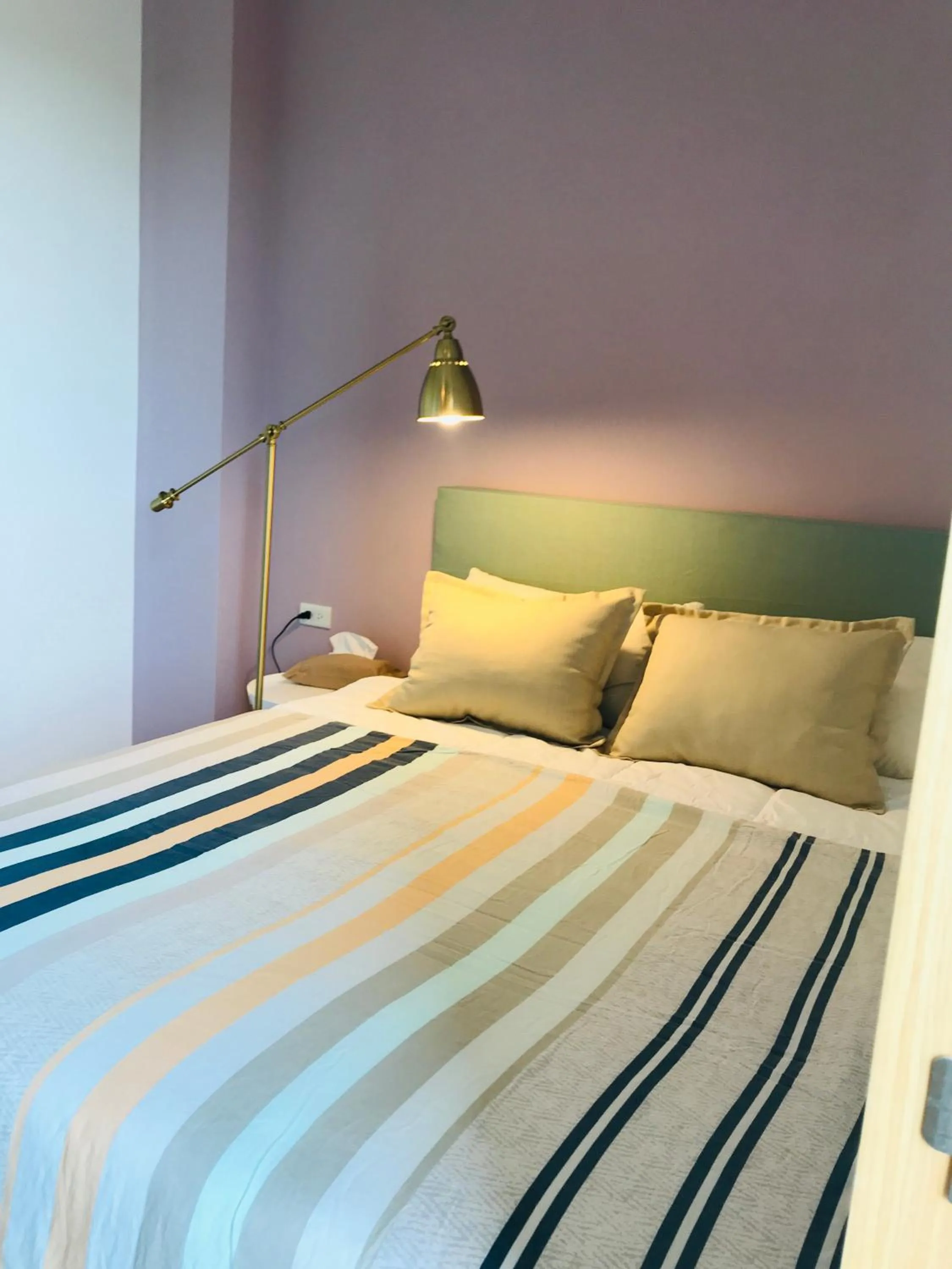 Bed in 依山村驛Yishan Village