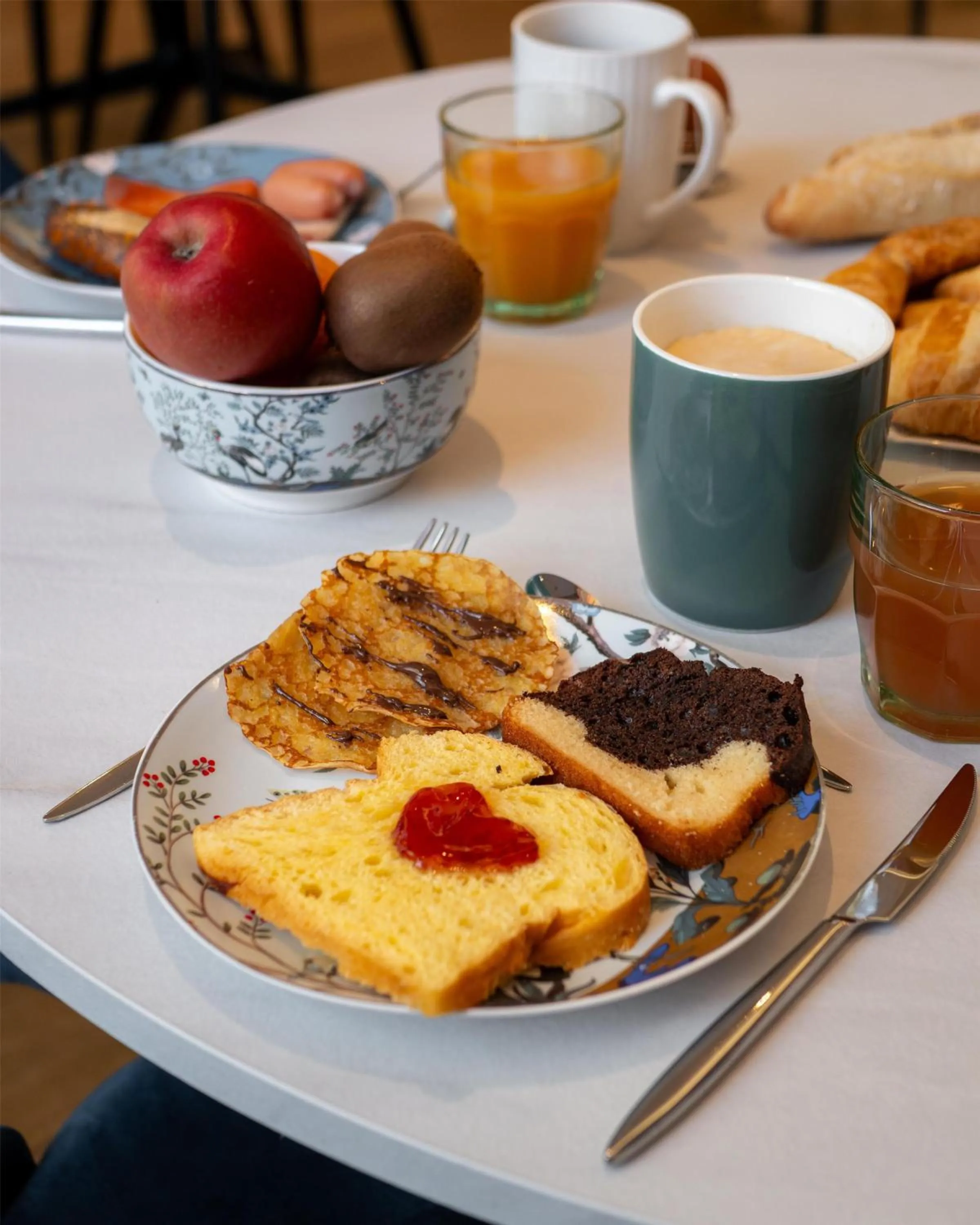 Breakfast in Hotel de la Bourse, Mulhouse Gare, Sure Hotel Collection by Best Western