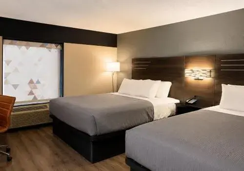 Queen Room with Two Queen Beds - Non-Smoking in LX Hotel, SureStay Collection by Best Western Queen Room with Two Queen Beds - Non-Smoking in LX Hotel, SureStay Collection by Best Western