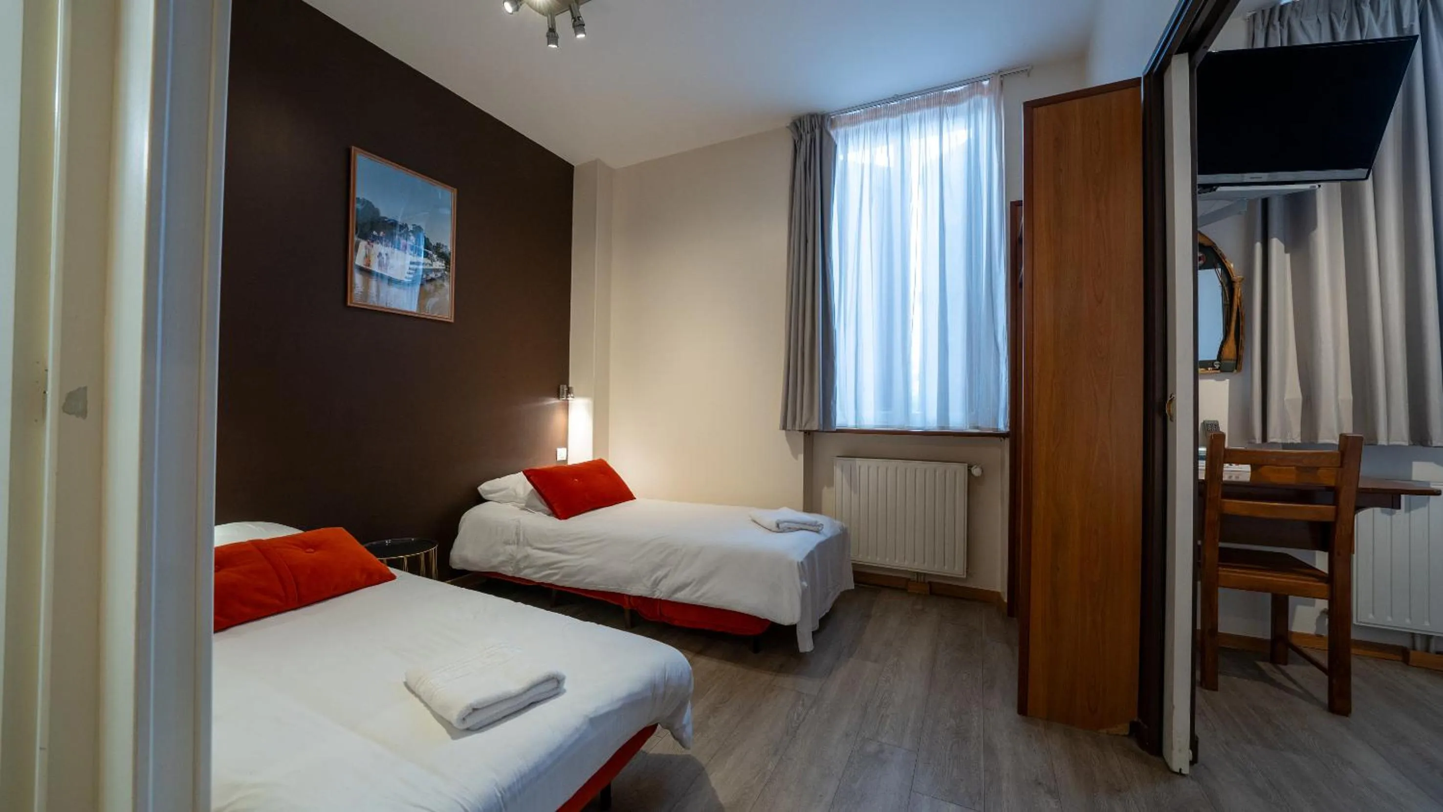 Bed in Le Relais Du Canalou