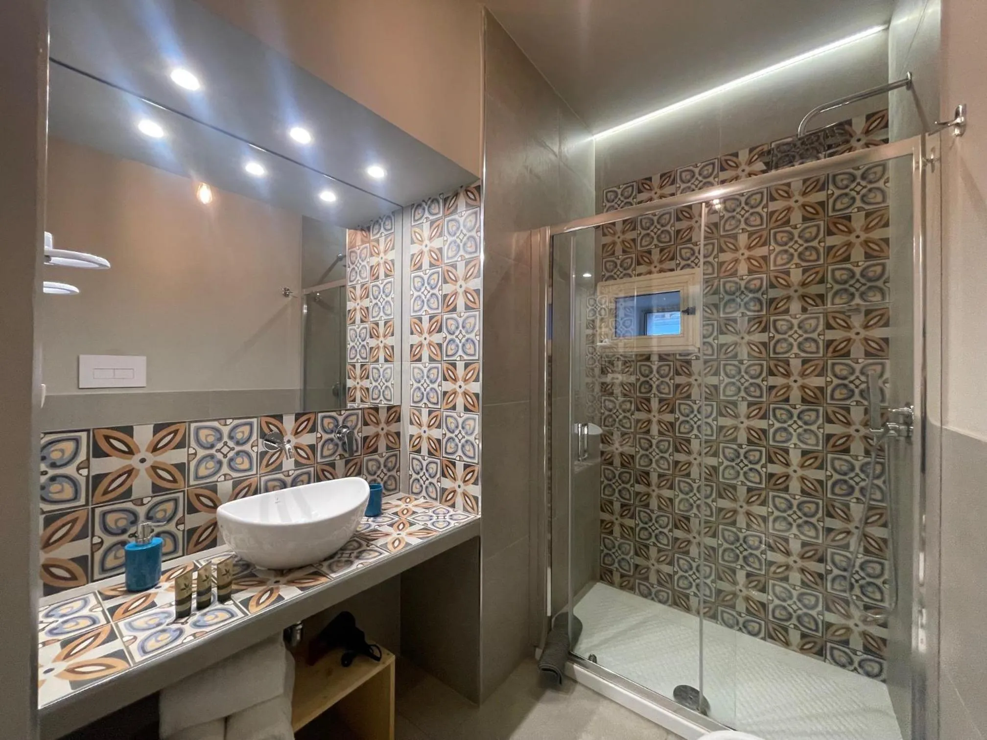 Shower in Casa D'Angiò -Manfredi Homes&Villas