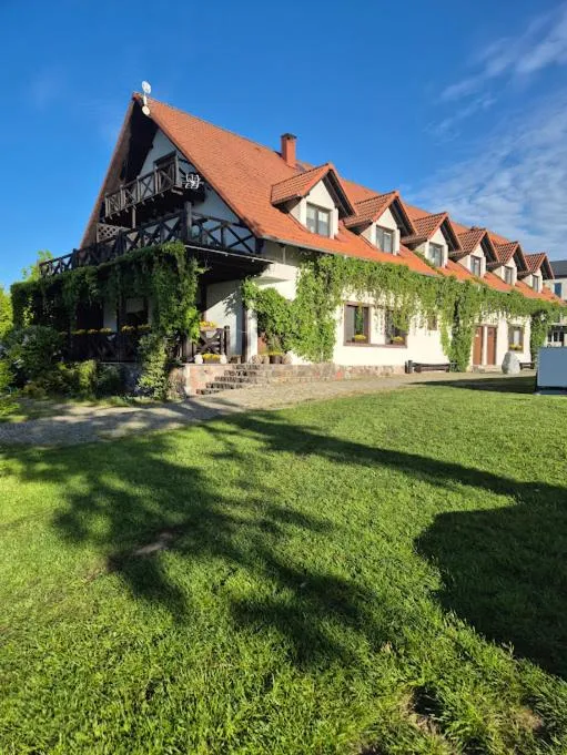 Pensjonat Rybaczówka - noclegi, restauracja, port