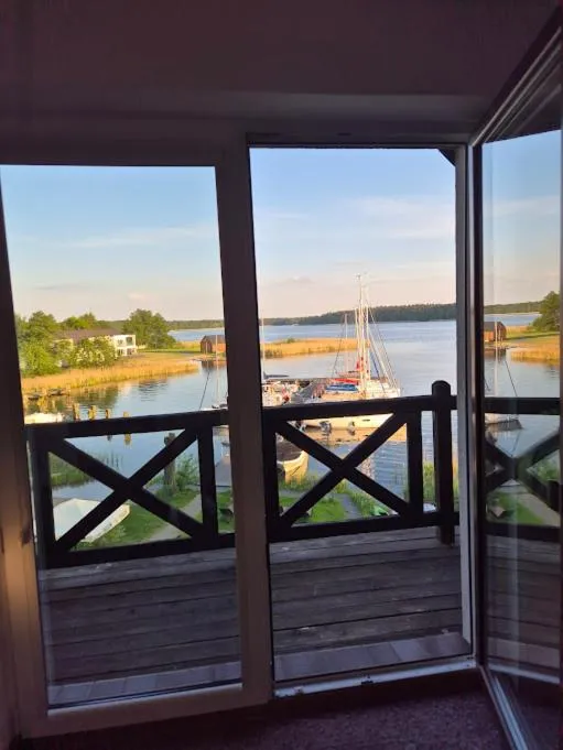 Pensjonat Rybaczówka - noclegi, restauracja, port