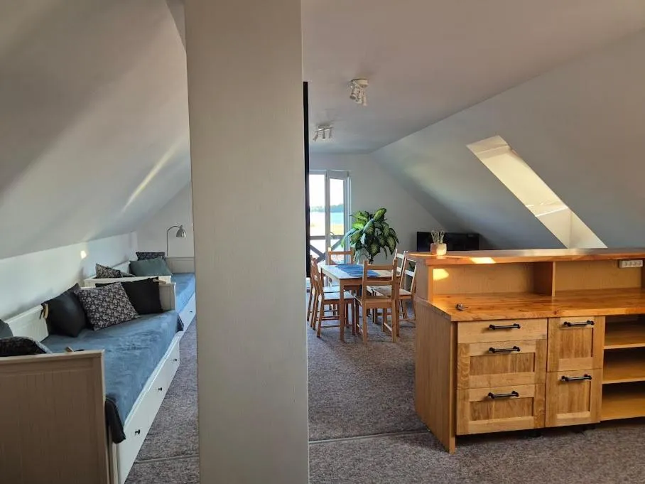 Pensjonat Rybaczówka - noclegi, restauracja, port