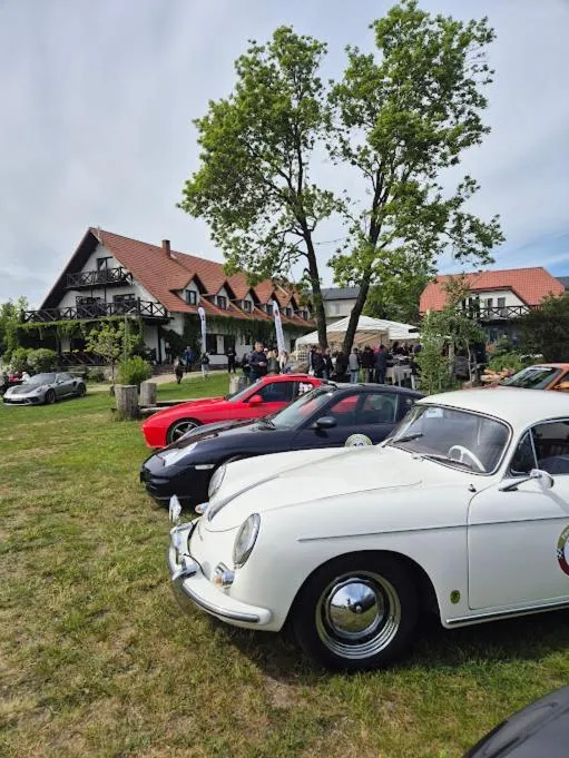 Pensjonat Rybaczówka - noclegi, restauracja, port