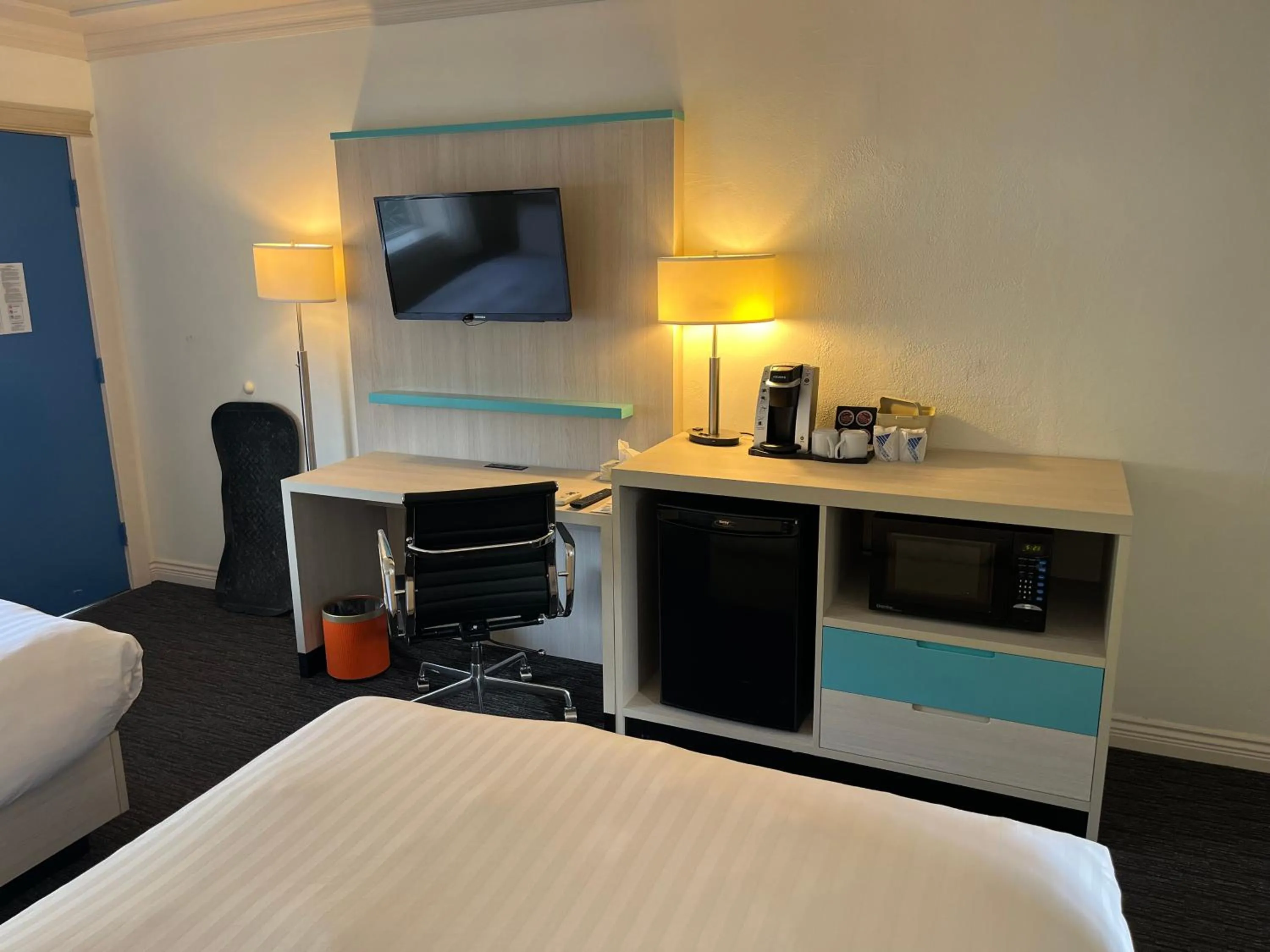 TV and multimedia, Bed in Revelstoke Lodge