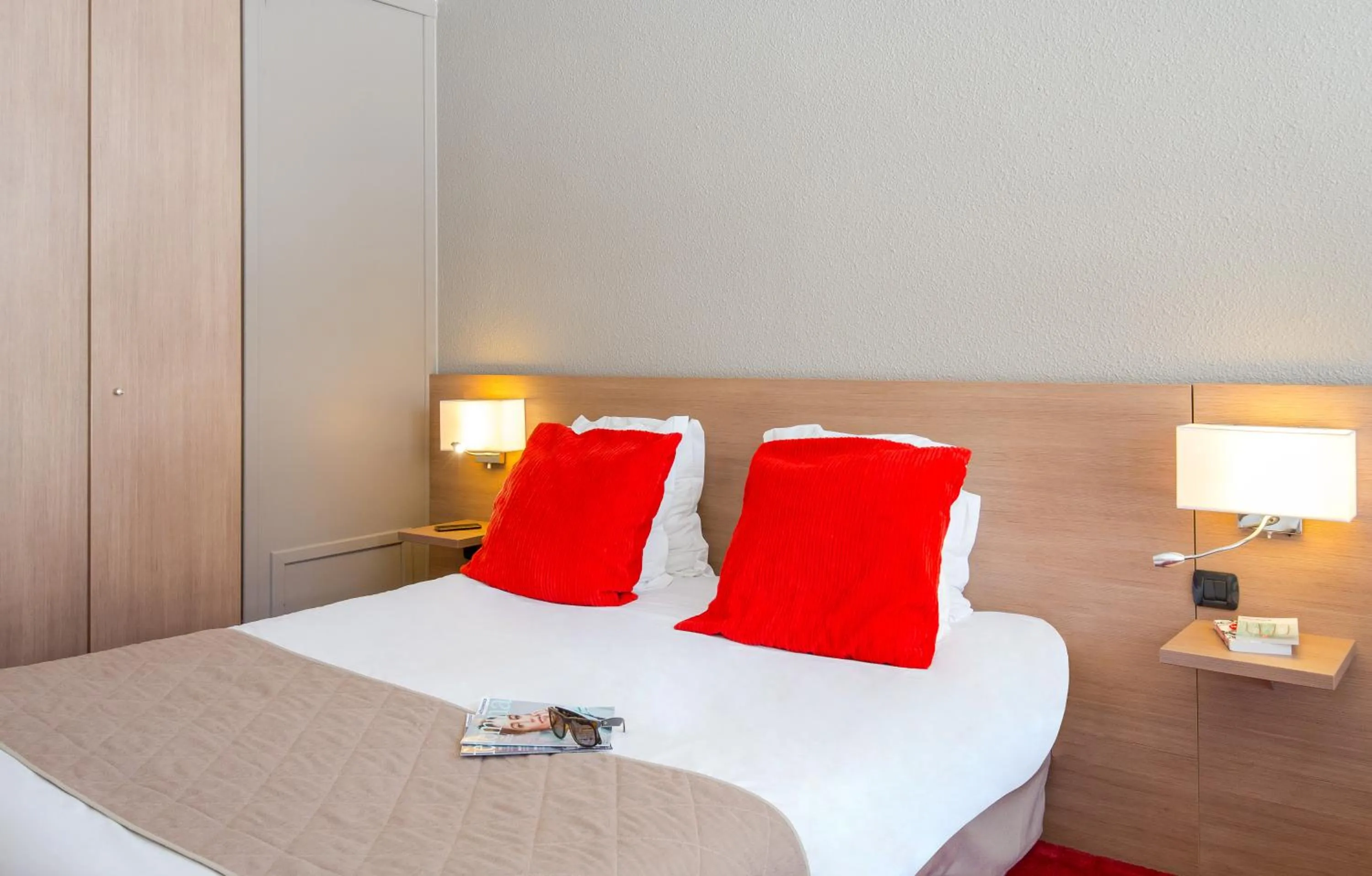 Bedroom, Bed in SOWELL HOTELS Le Pas du Loup