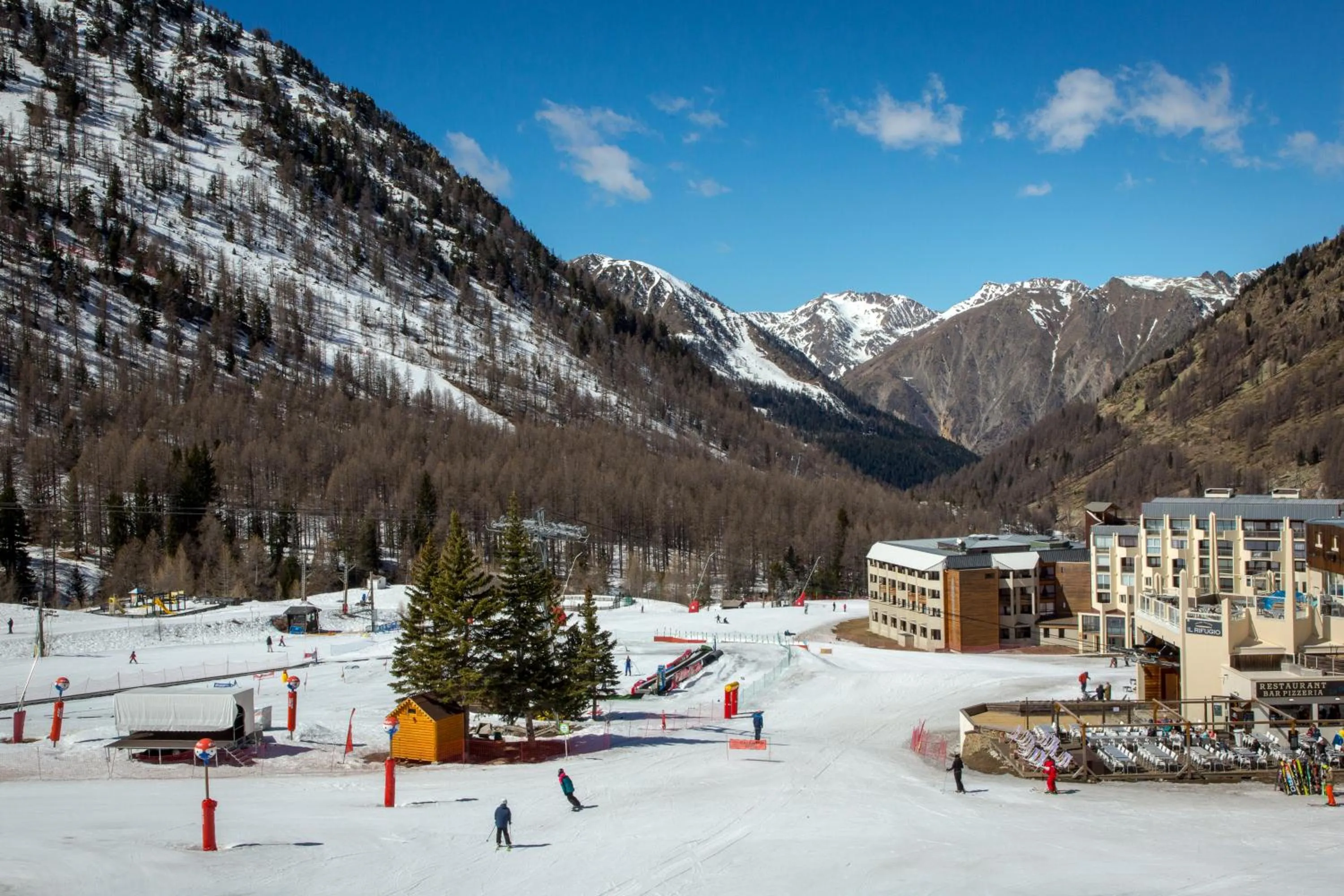 Skiing in SOWELL HOTELS Le Pas du Loup