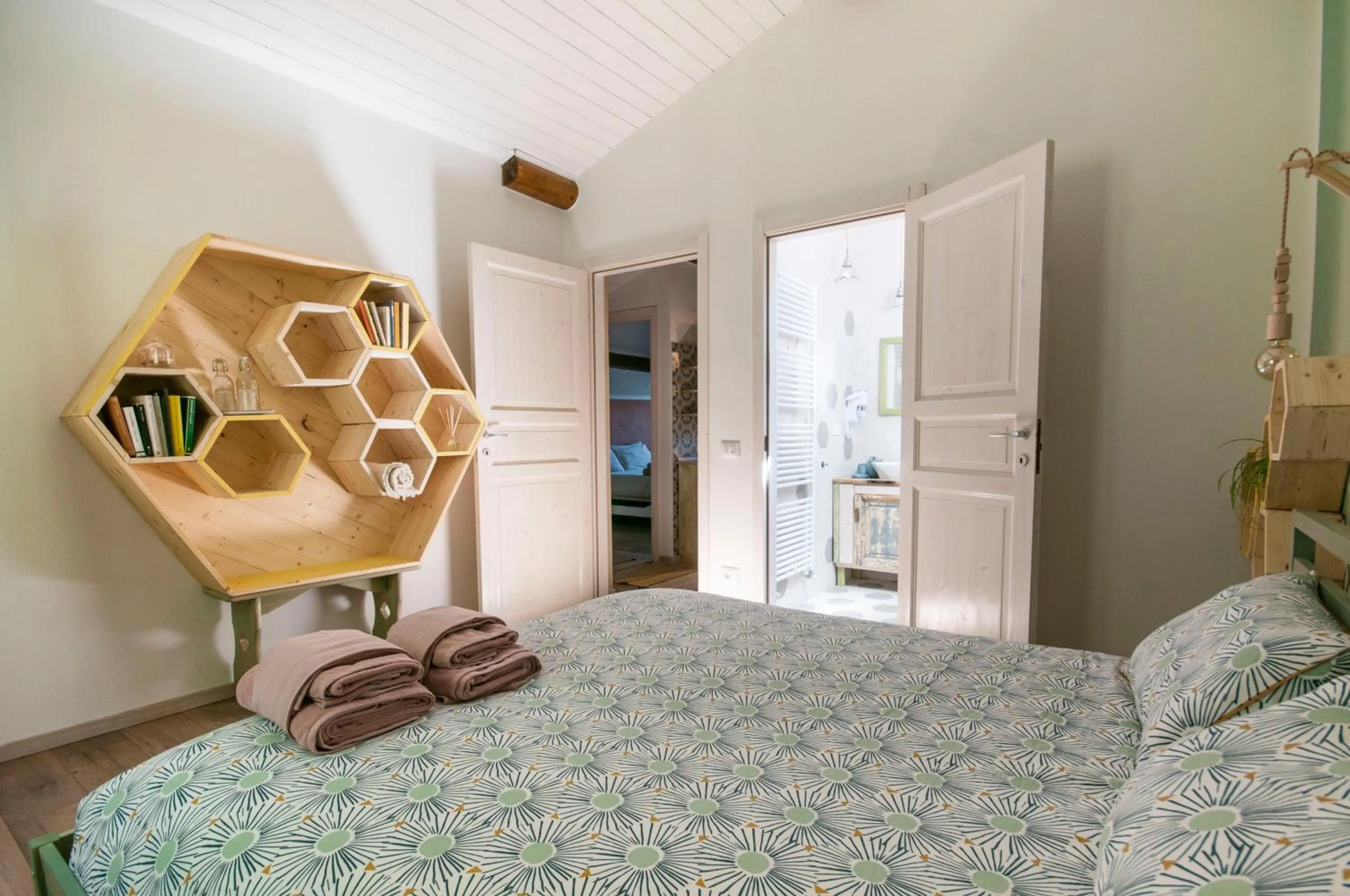 Bed in B&B Botton d'Oro Valle Imagna