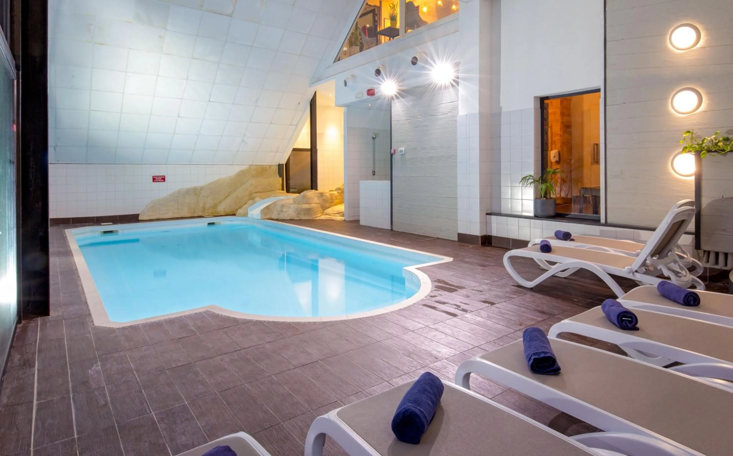 Swimming pool in SOWELL Family Les Bergers