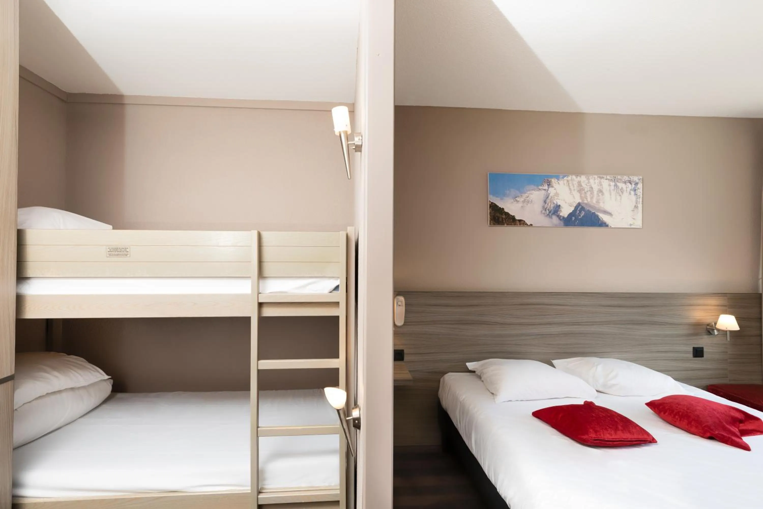 Bed in SOWELL Family Les Bergers