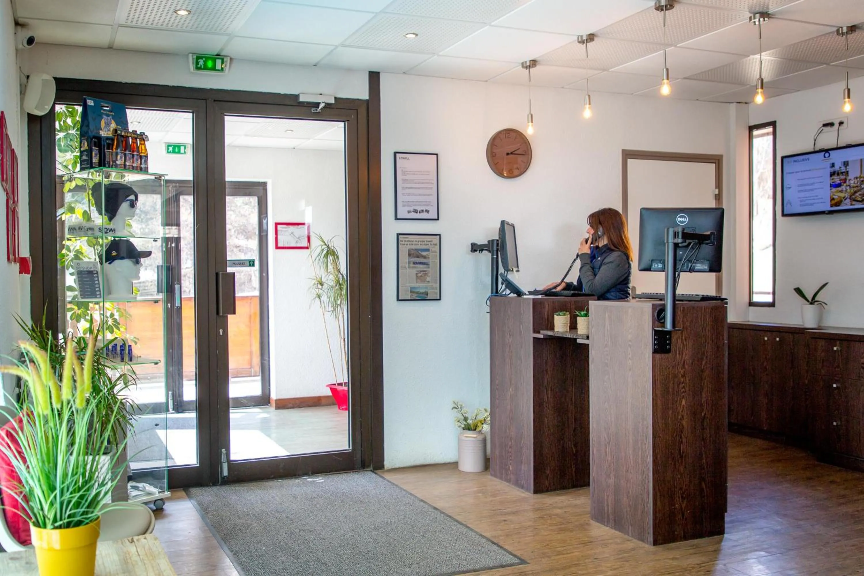 Lobby or reception in SOWELL Family Les Bergers