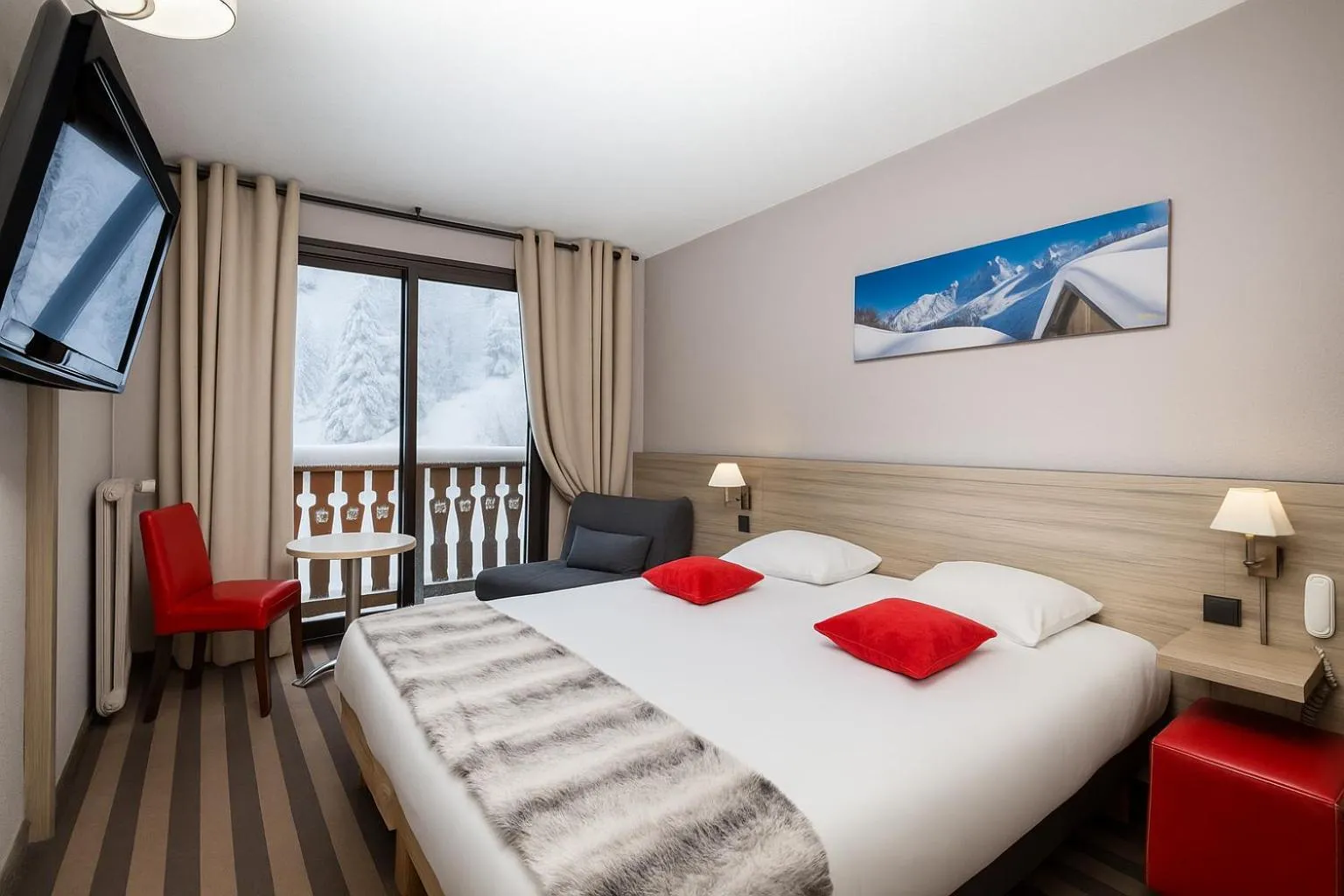 Bedroom, Bed in SOWELL Family Les Bergers